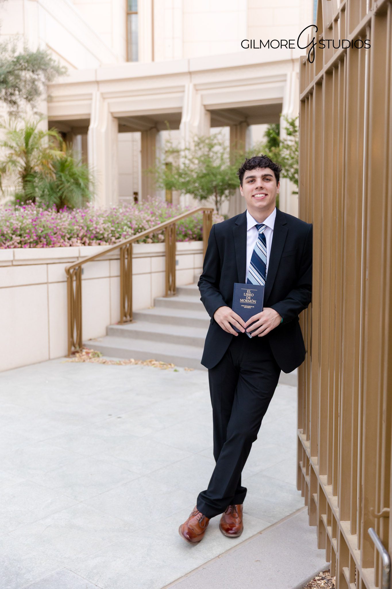 Gilbert Temple LDS missionary portrait ideas
LDS missionary photographer session in Arizona