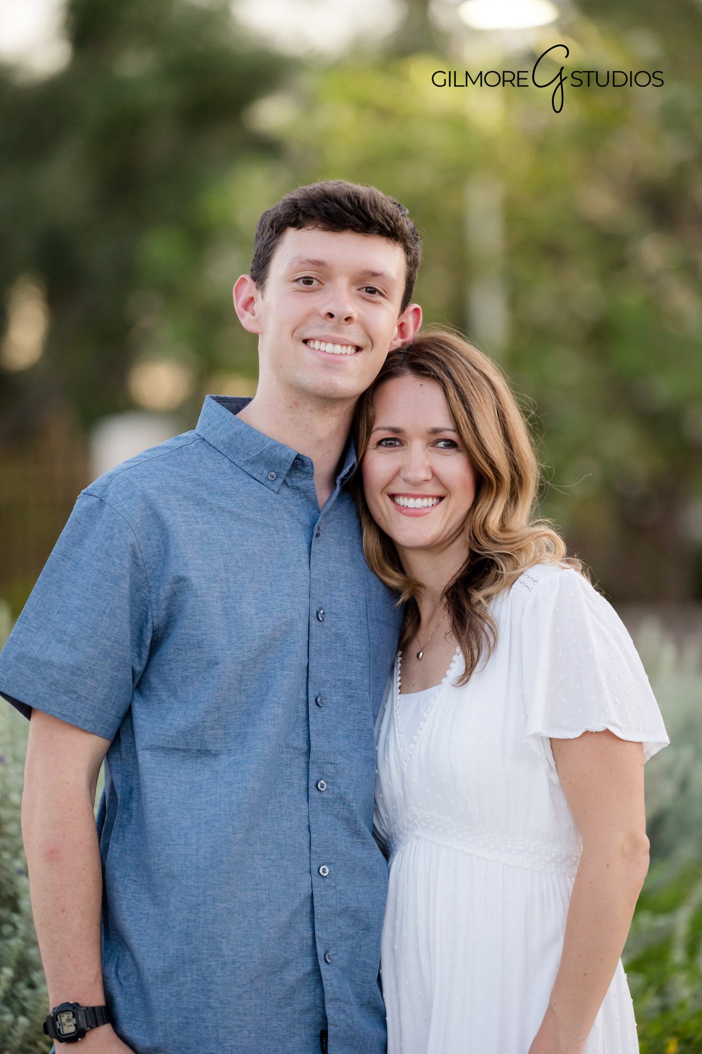 LDS Temple portrait photography Gilbert Arizona family, LDS Temple family portraits Arizona Gilbert Temple photographer