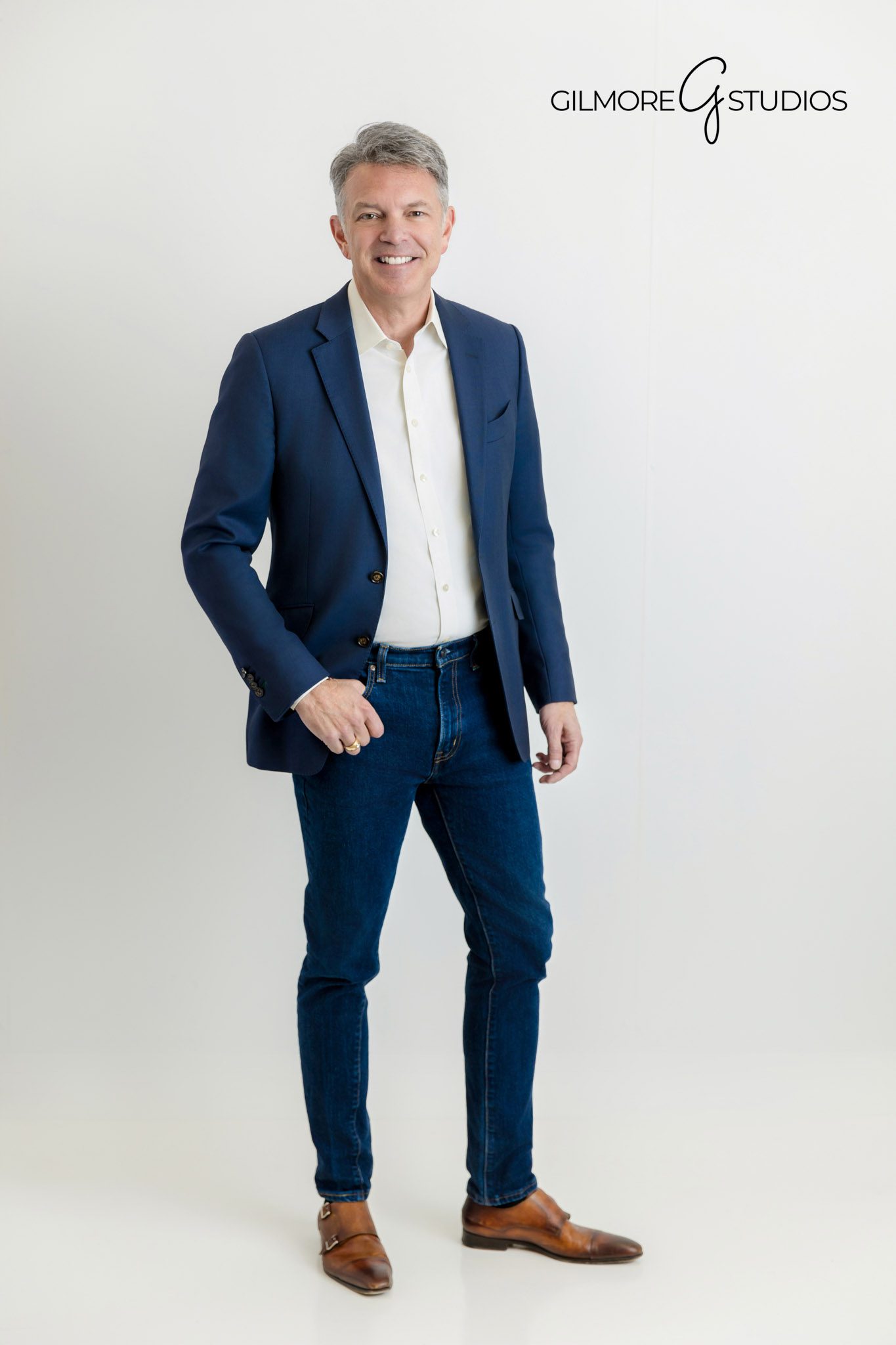 Gilbert Arizona corporate branding photographer lifestyle headshot portraits, Business headshots Gilbert AZ professional branding portrait photography