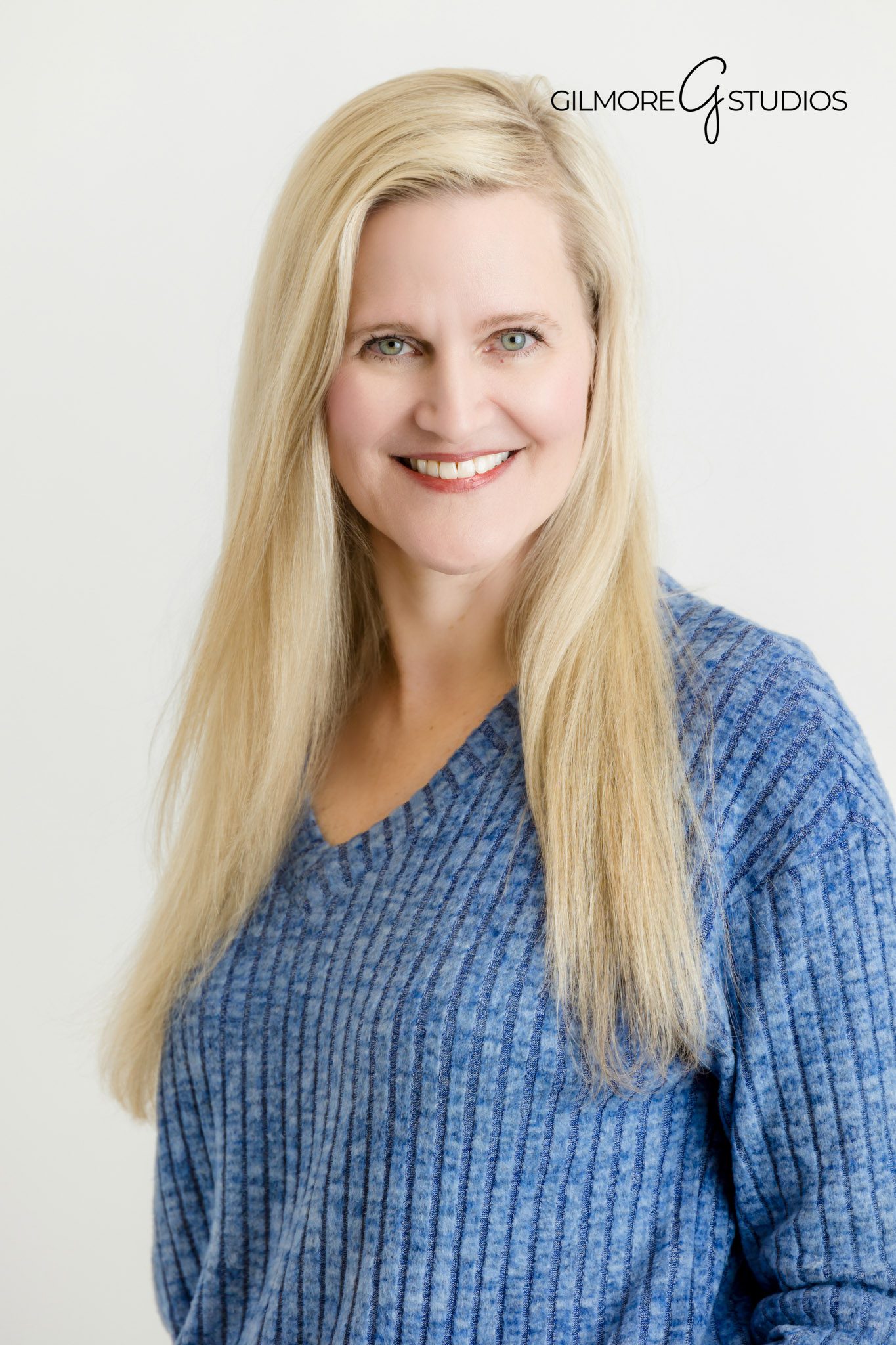 Gilbert AZ branding headshot photographer professional lifestyle portraits, Professional corporate headshots Gilbert Arizona business portrait photography