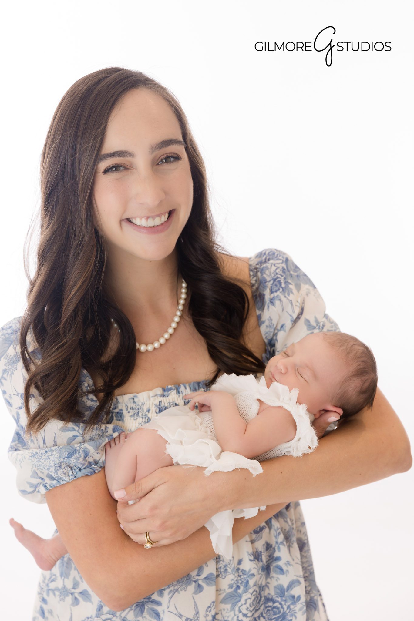 Baby photographer Newport Beach newborn portraits professional photos studio near Hoag, Professional newborn photography session Newport Beach California baby portraits