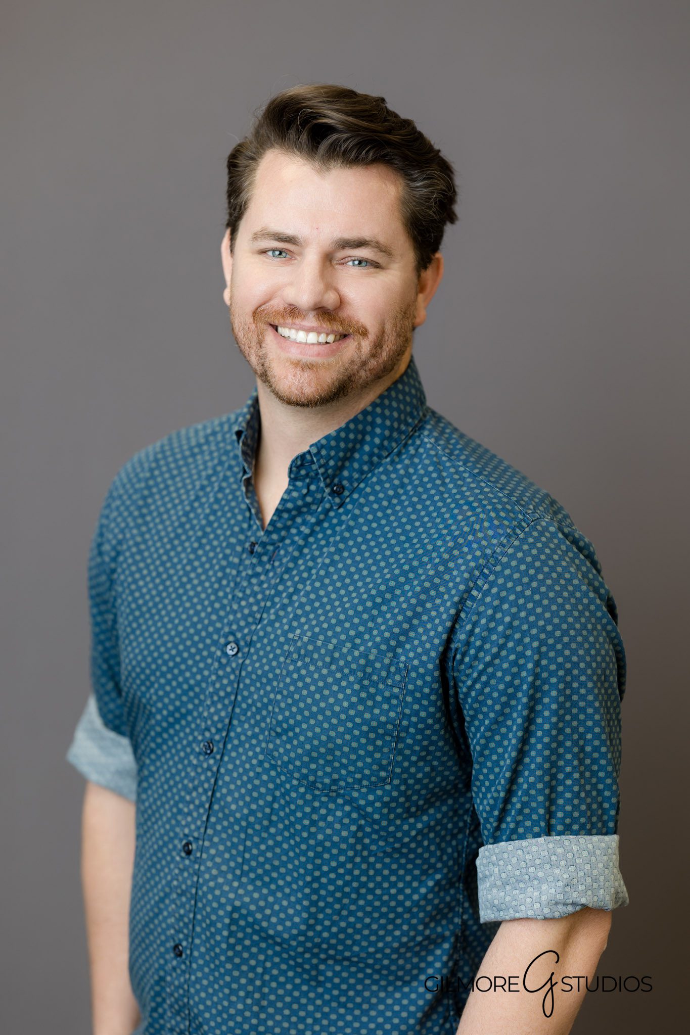 Phoenix corporate headshots professional studio portraits for executives
Business headshot photographer Scottsdale Phoenix Arizona professional portraits