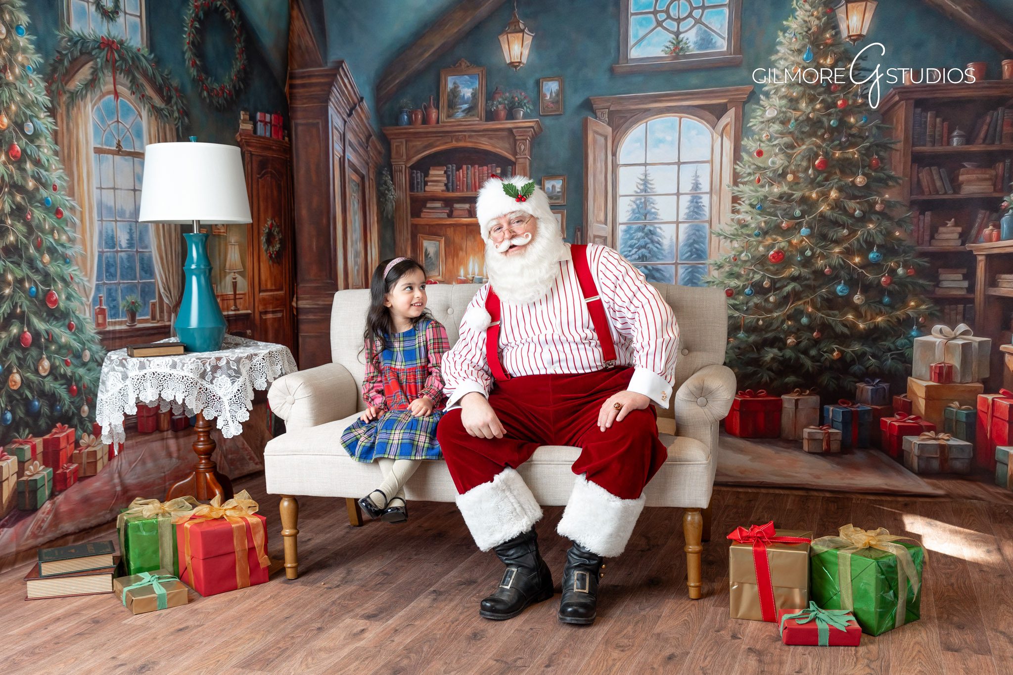 Santa Claus family portraits Newport Beach Orange County holiday mini session, Holiday Santa Claus photography Orange County children’s Christmas photos