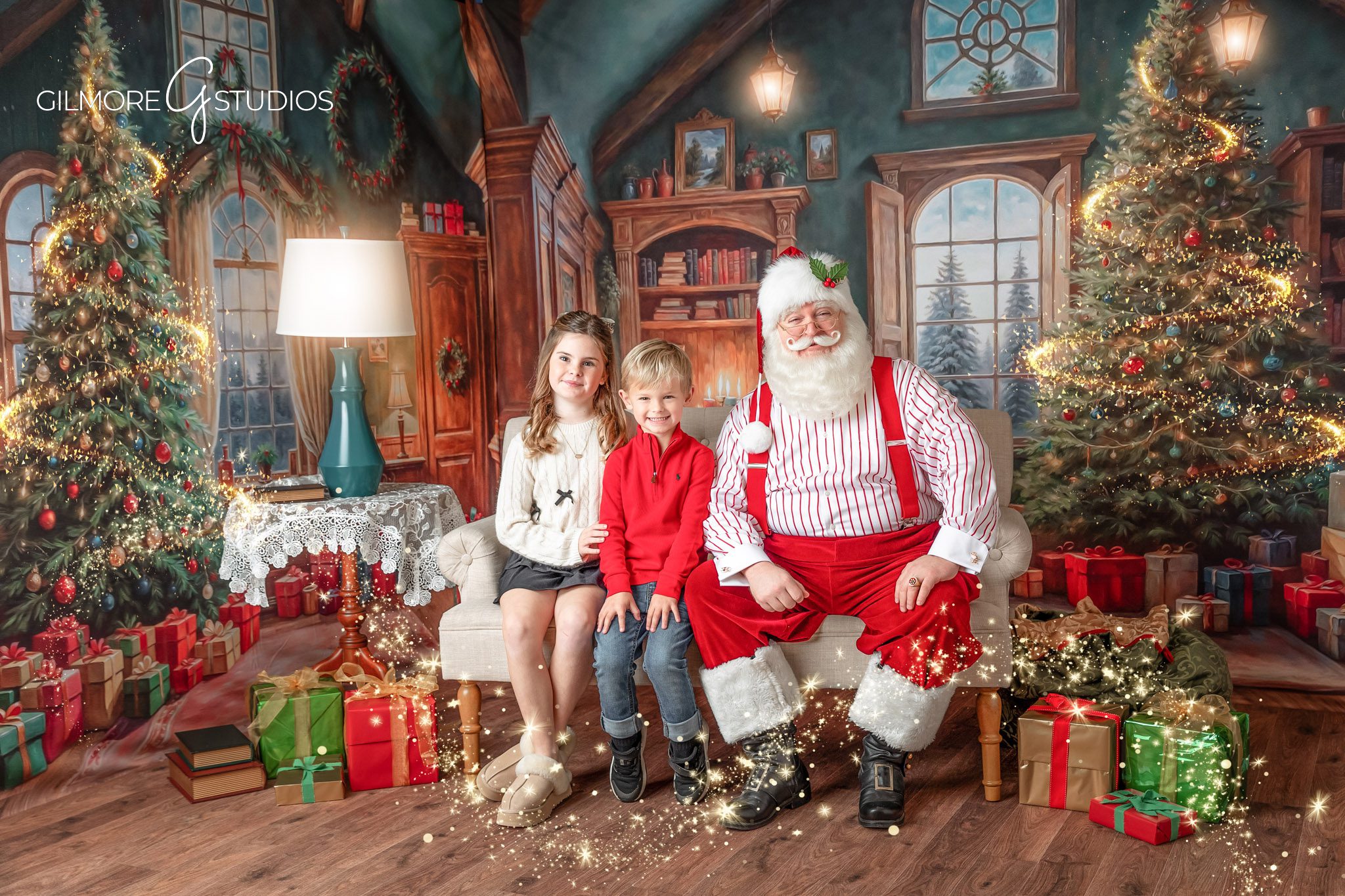 Holiday Santa mini session Costa Mesa Orange County children’s portraits, Santa photoshoot Orange County 2025 family Christmas holiday inspiration