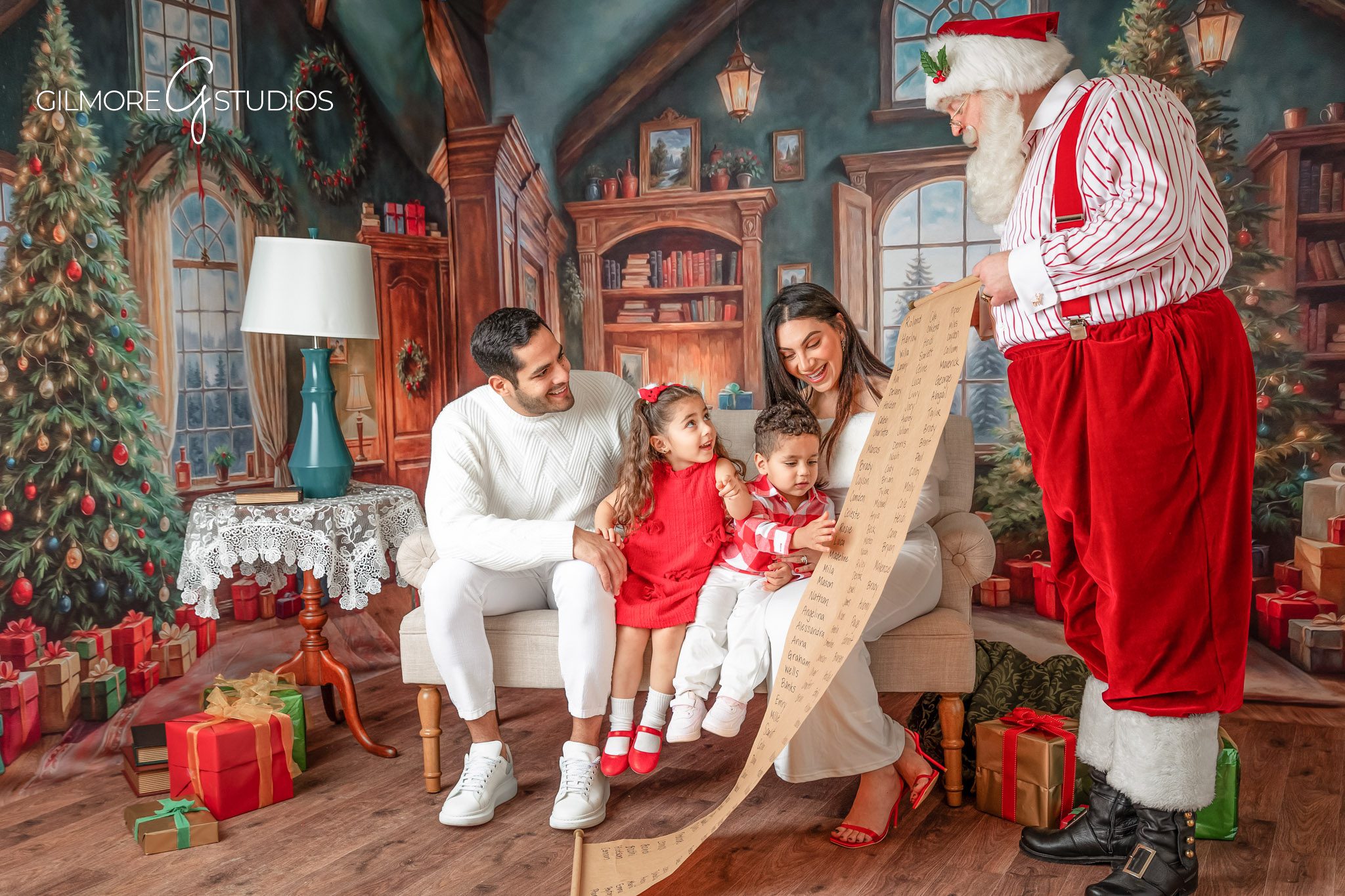 Newport Beach CA Santa mini sessions family holiday card portraits, Santa Claus portraits Newport Beach family holiday photography session