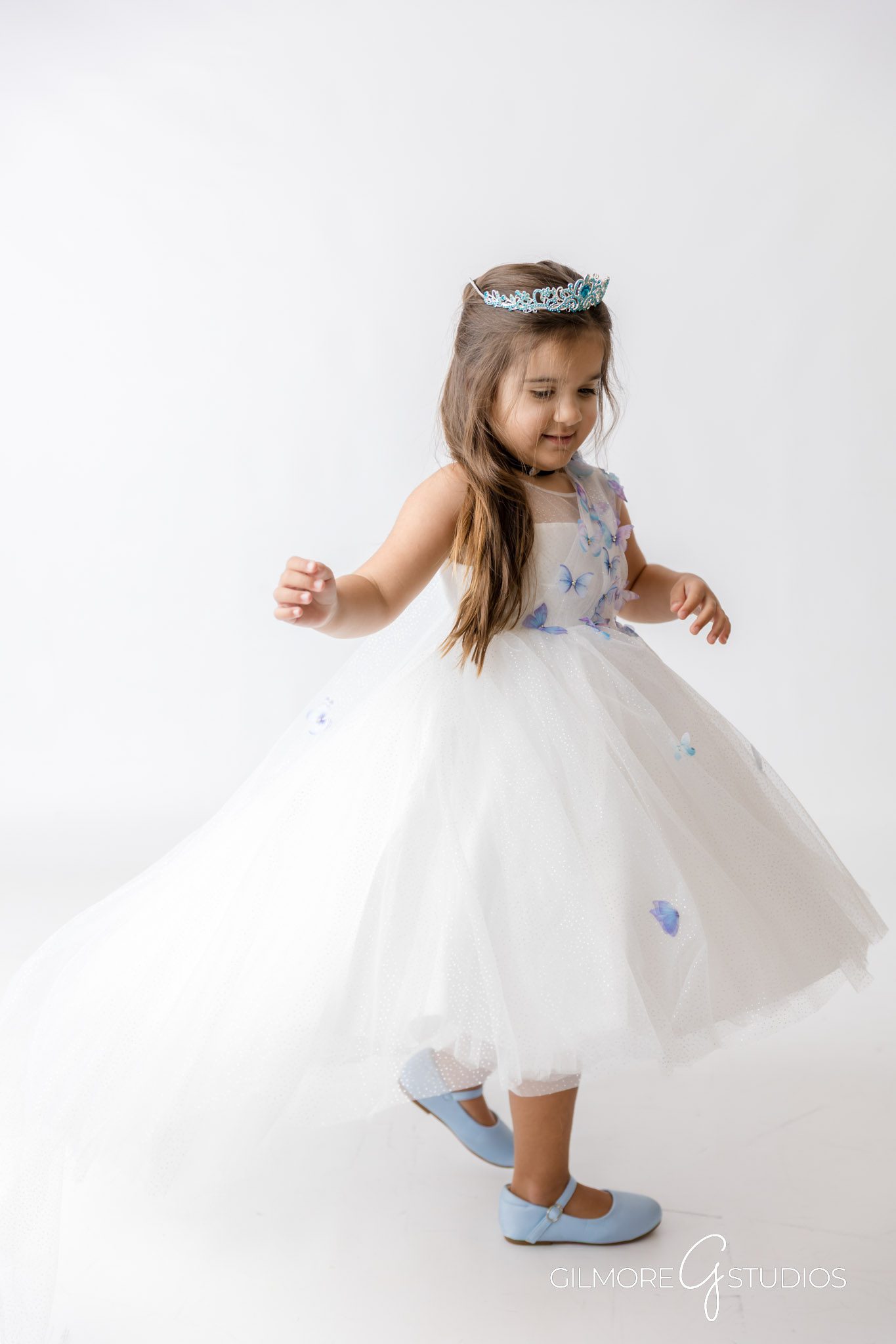 Cinderella birthday party portraits Orange County 4th birthday photography, Princess birthday photo session Newport Beach CA fairytale portraits