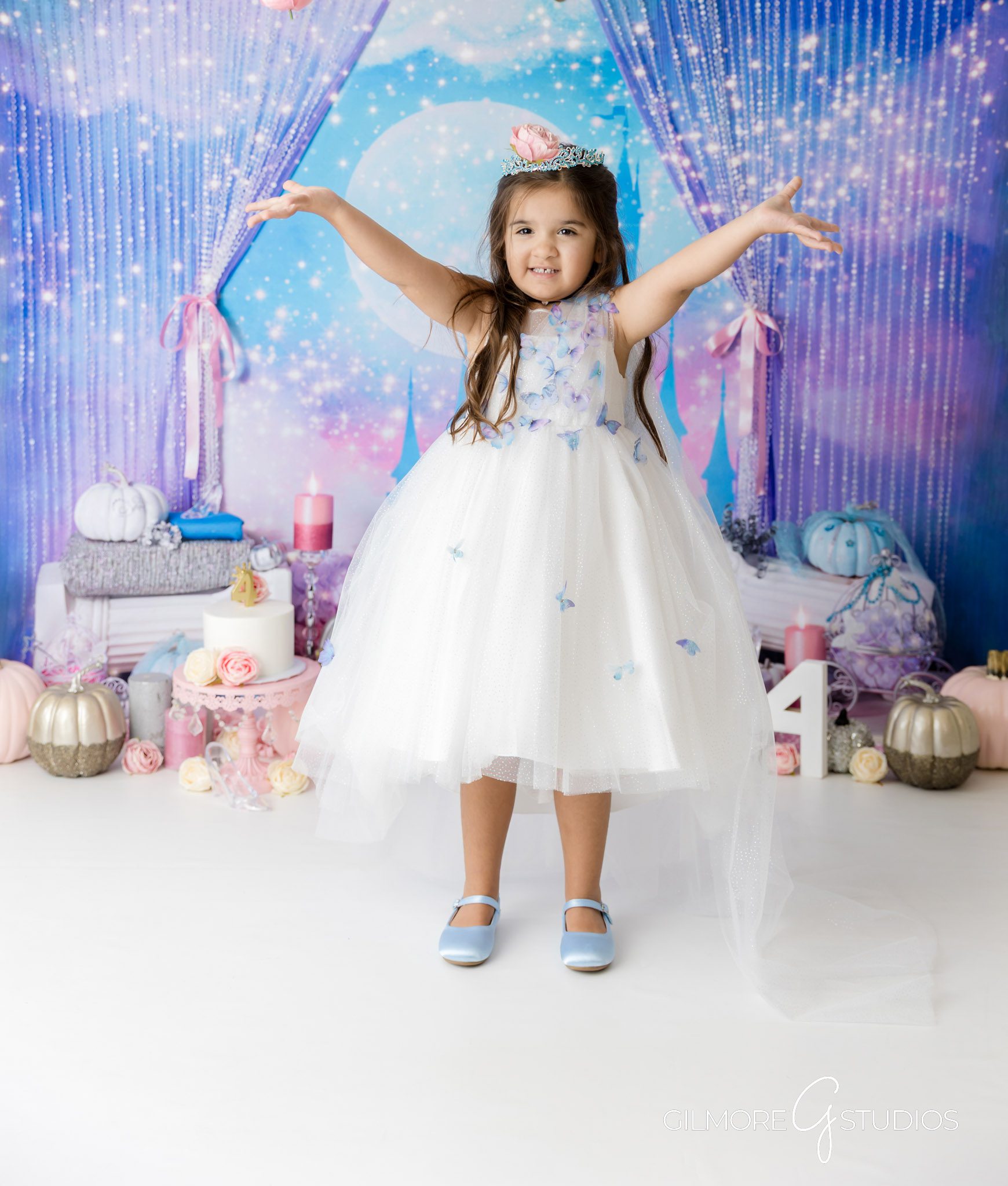Orange County princess photographer 4th birthday Cinderella themed party, Fairytale princess birthday portraits Costa Mesa CA Cinderella celebration