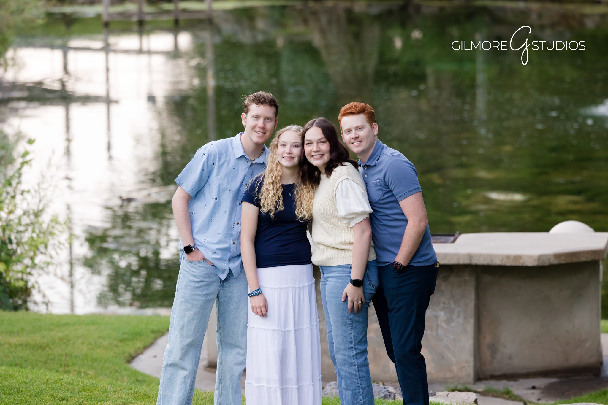 Utah Valley family session photographer Provo outdoor lifestyle portraits, Scenic family portraits Utah Valley Provo Canyon professional photographer photos