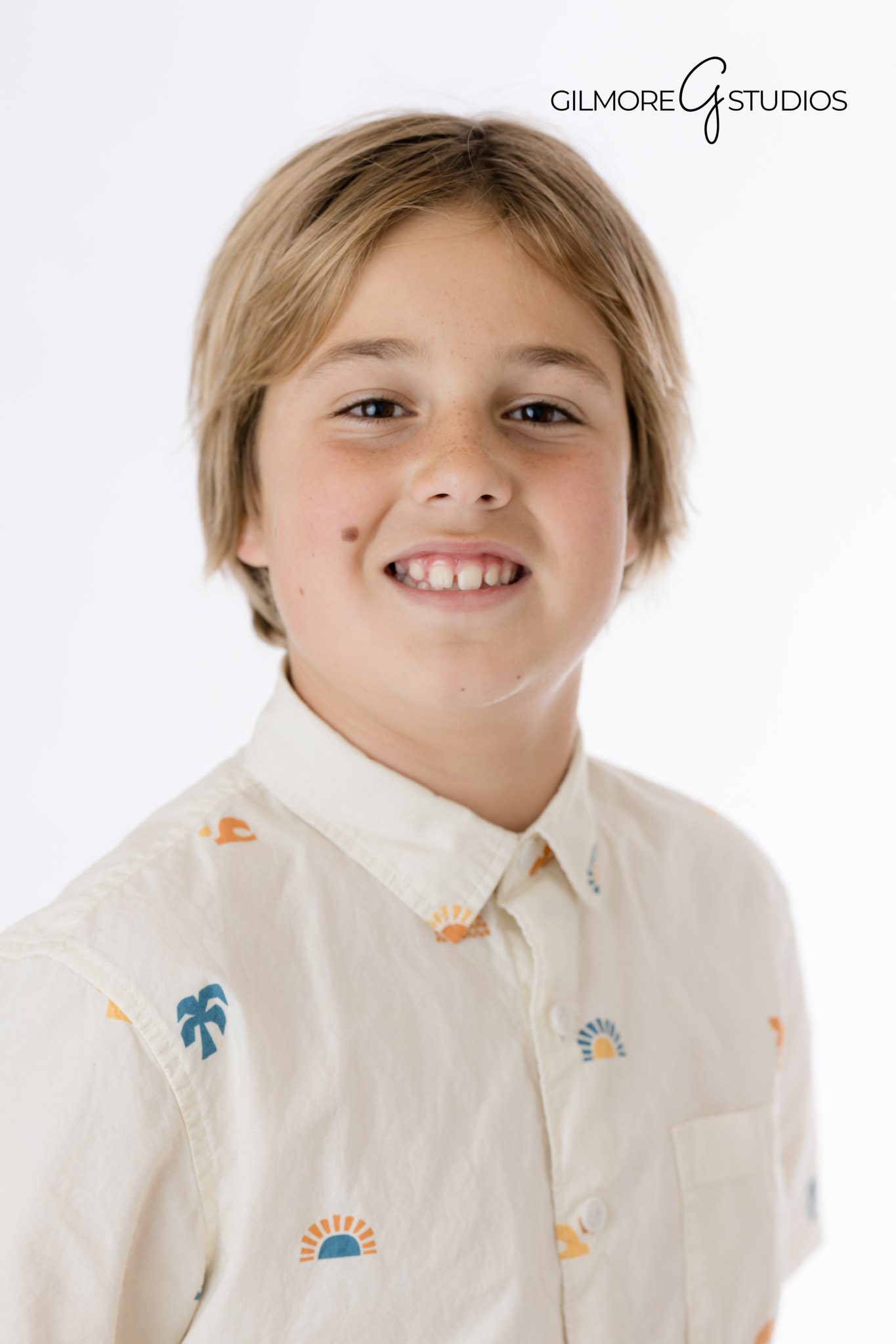 Fine art children’s portraits Orange County Gilmore Studios photography session
Orange County heirloom portrait photography studio timeless children portrait session