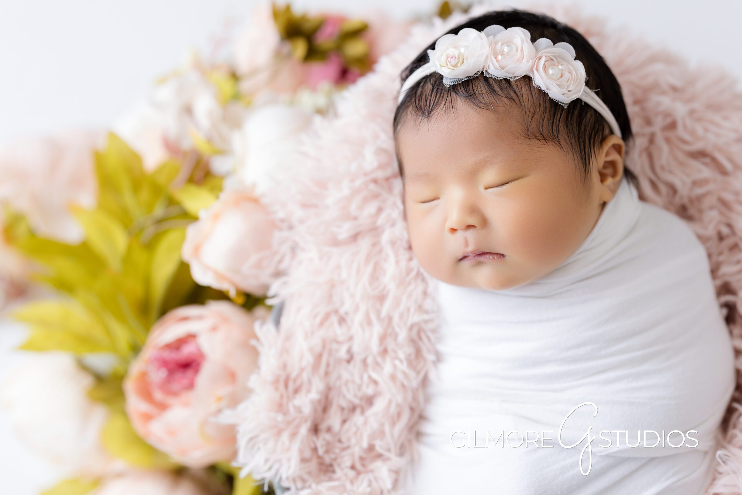 Gilmore Studios capturing newborn portraits in Gilbert AZ
Newborn photographer Arizona Gilbert studio portraits