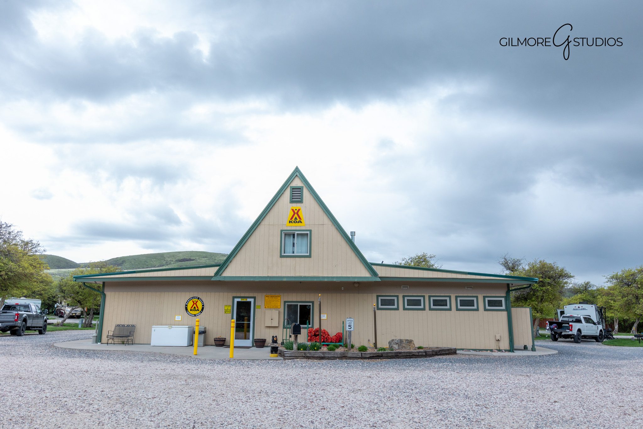 Branding photographer for construction companies in Arizona studio
Arizona corporate branding portraits Gilmore Studios construction imagery