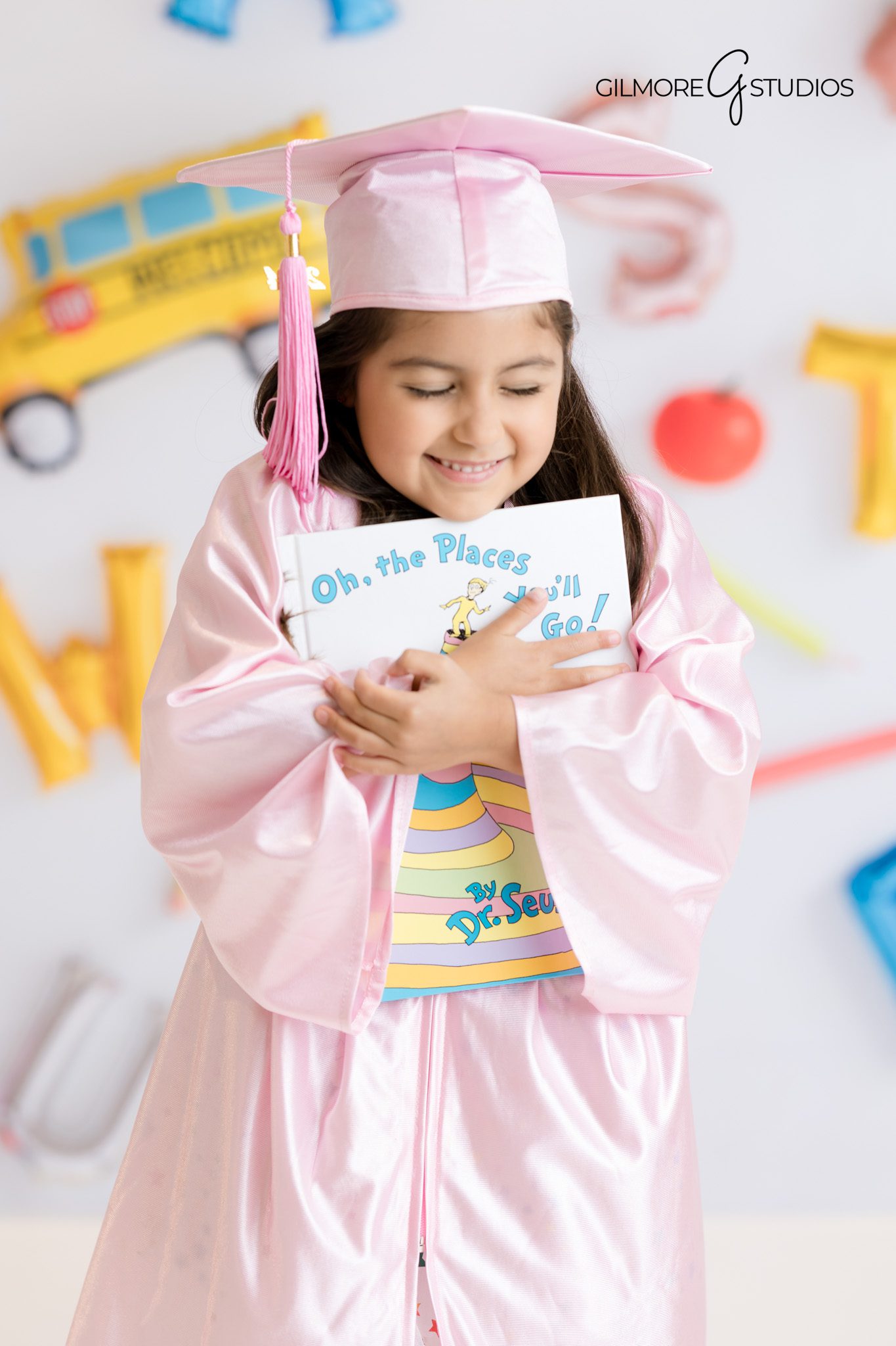Arizona preschool graduation photography milestone portraits

Professional preschool photographer Phoenix Arizona Gilmore Studios