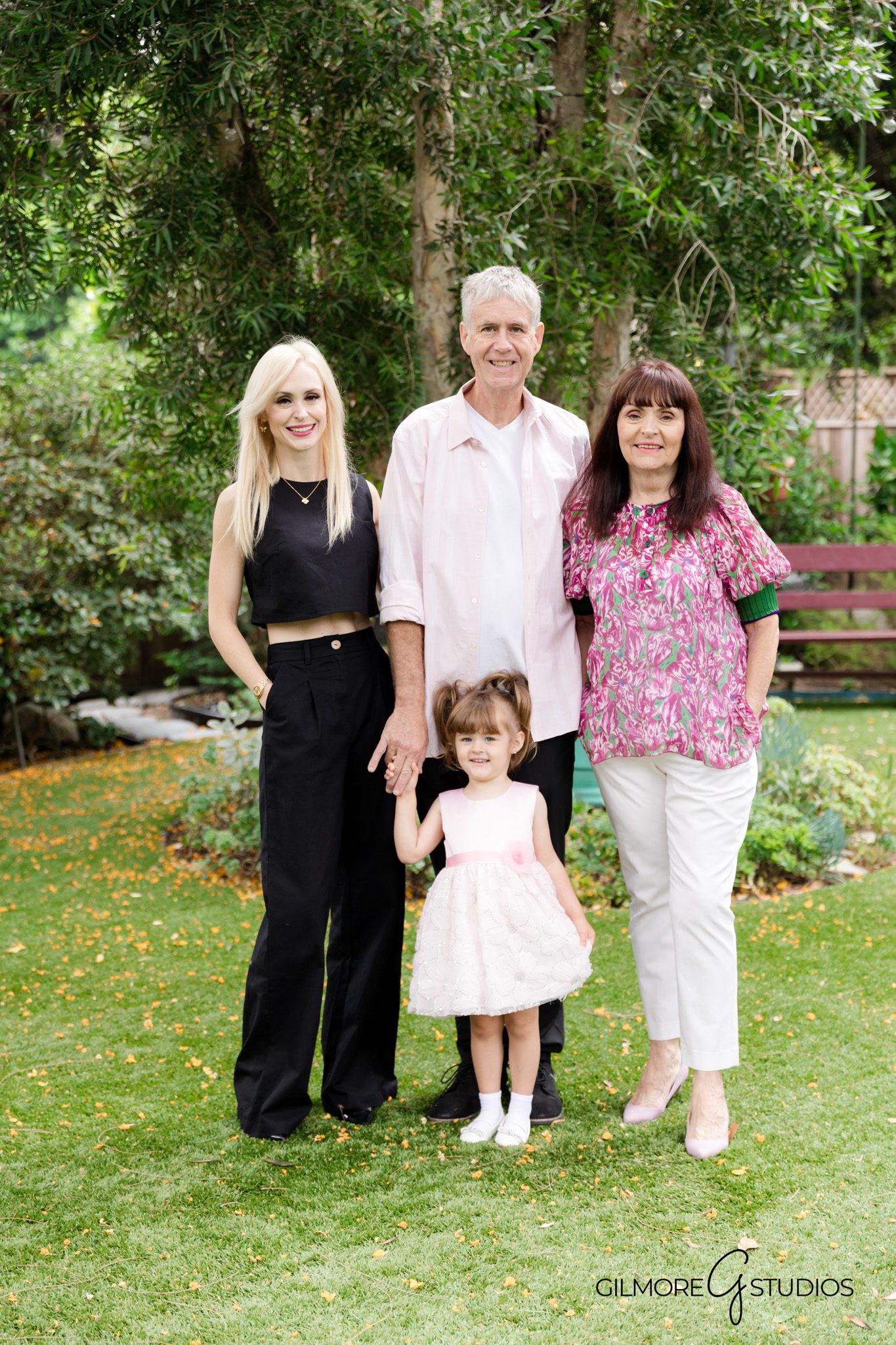 Phoenix children’s photography citrus theme birthday portraits

Gilmore Studios toddler photographer Arizona citrus birthday setup