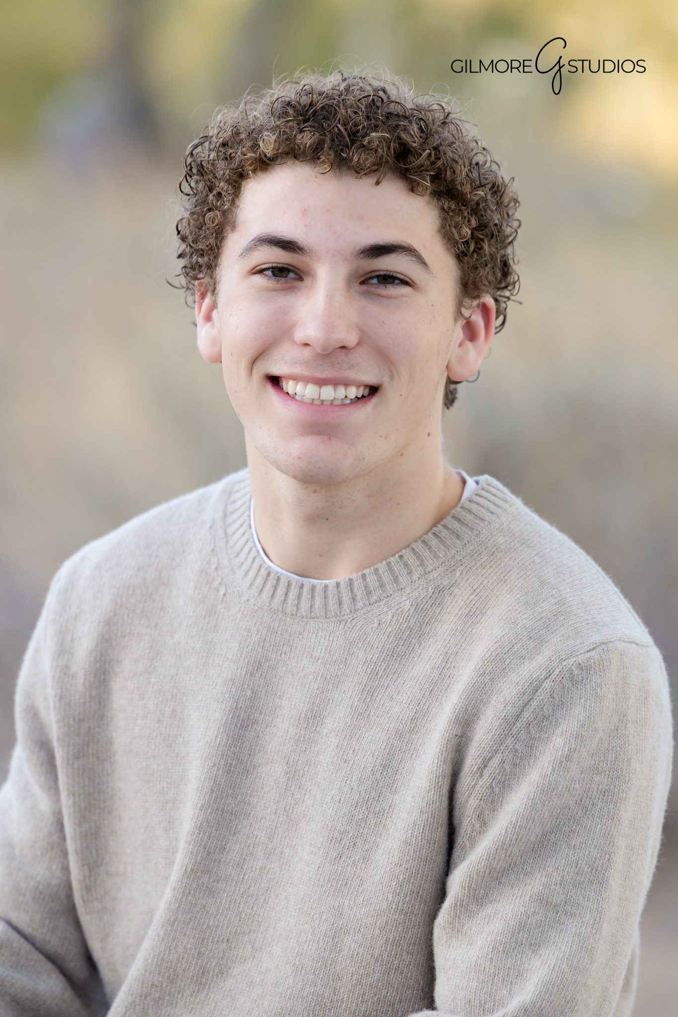 Senior portraits Gilbert AZ photographer professional images

Arizona senior portrait photographer Gilmore Studios Gilbert session