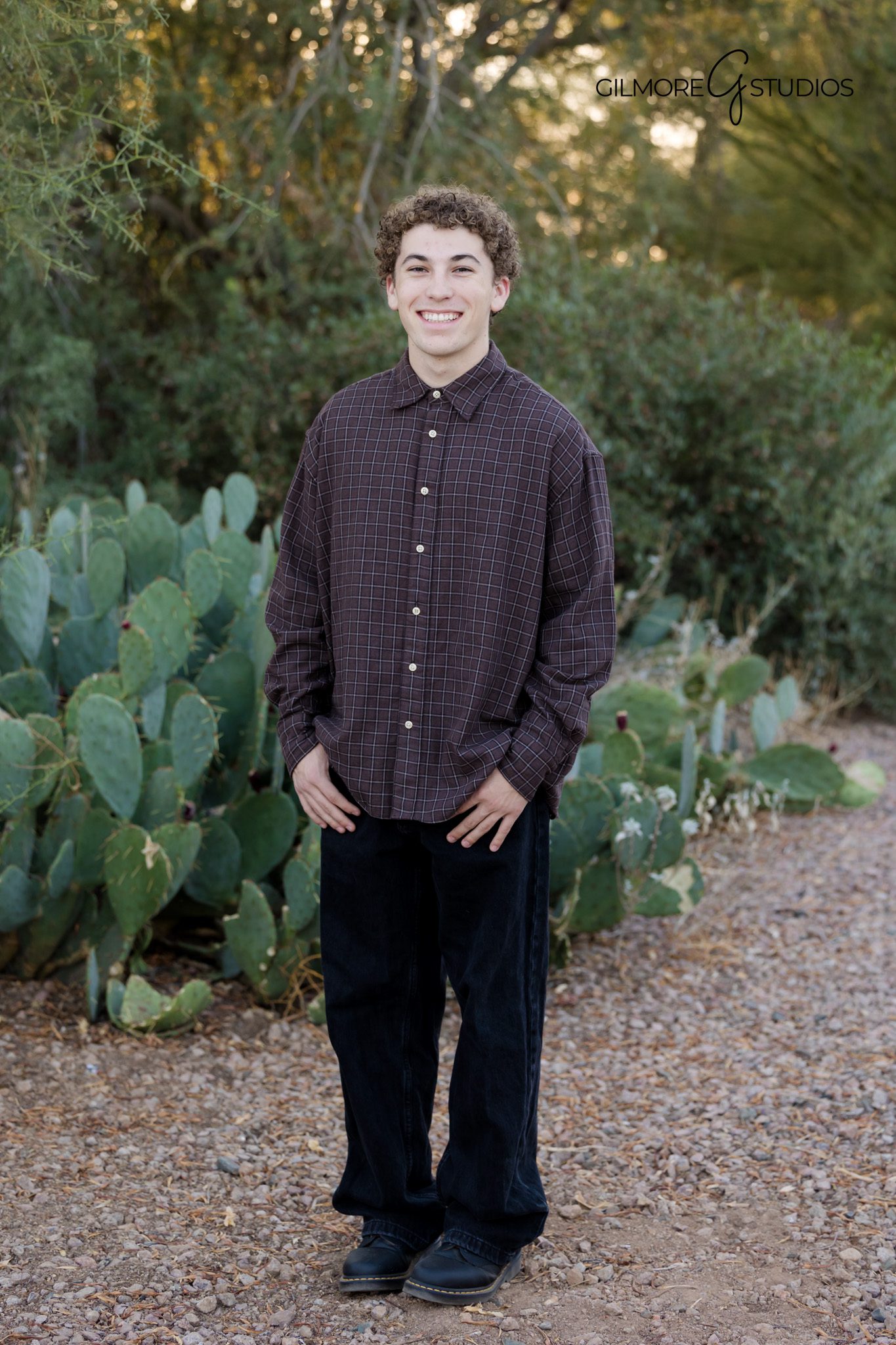 Professional senior portraits Gilbert AZ outdoor photo session

High school senior photography Gilbert Arizona Gilmore Studios