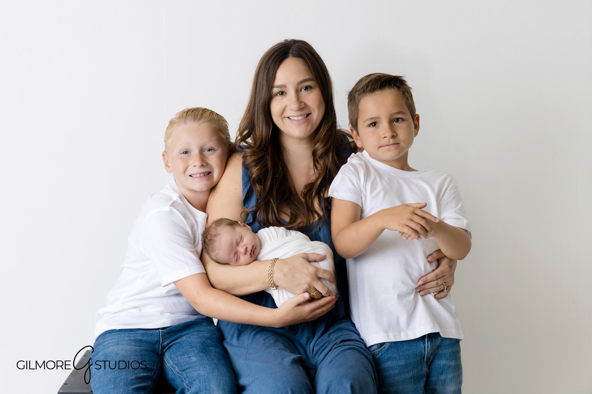 Professional Huntington Beach newborn portraits Orange County baby photography session
Orange County newborn portraits professional baby photographer Huntington Beach studio