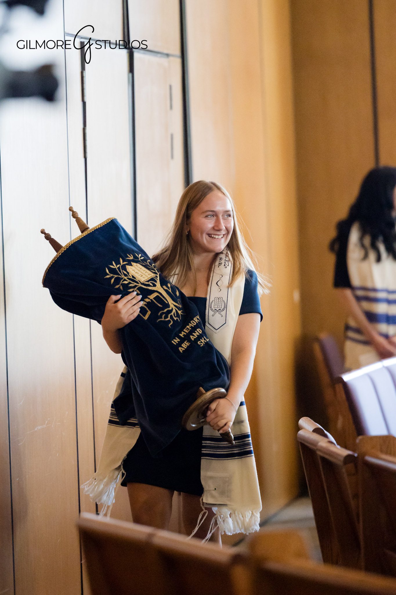 Aliso Viejo Bat Mitzvah family photography Orange County professional portraits

Orange County Bar Mitzvah professional photographer Gilmore Studios ceremony photos