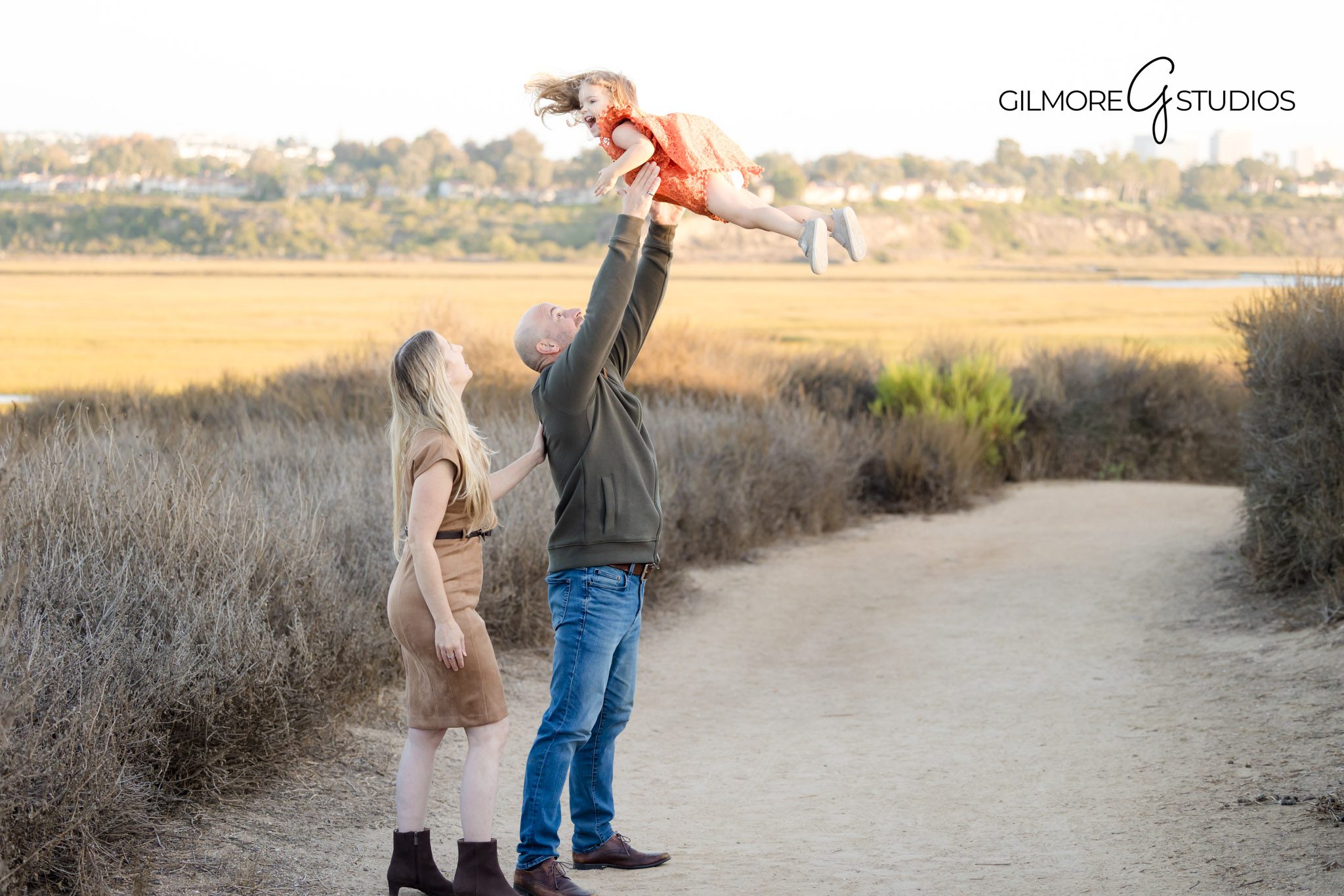 Three-year-old birthday photo shoot Queen Creek AZ photographer Gilmore Studios

Toddler portraits in Queen Creek Arizona by Gilmore Studios family photographer