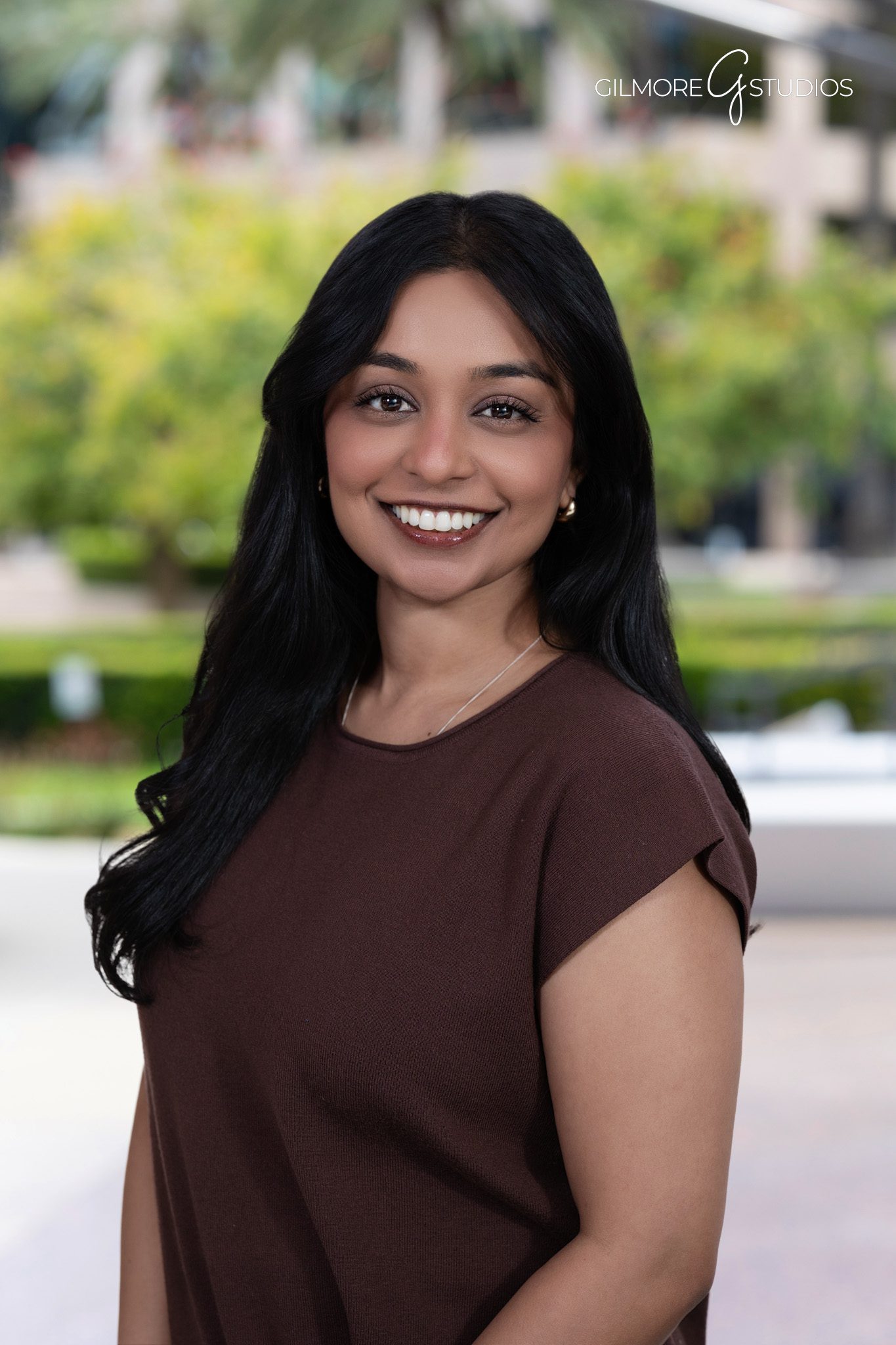 Corporate photography Queen Creek Arizona Gilmore Studios portraits

Business headshot photographer in Queen Creek Arizona studio