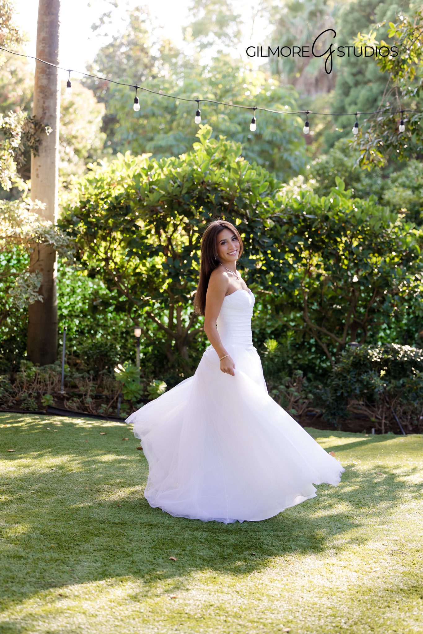 Scottsdale formal event photographer capturing debutante ball moments
Elegant Gilbert debutante photography featuring modern lighting setup