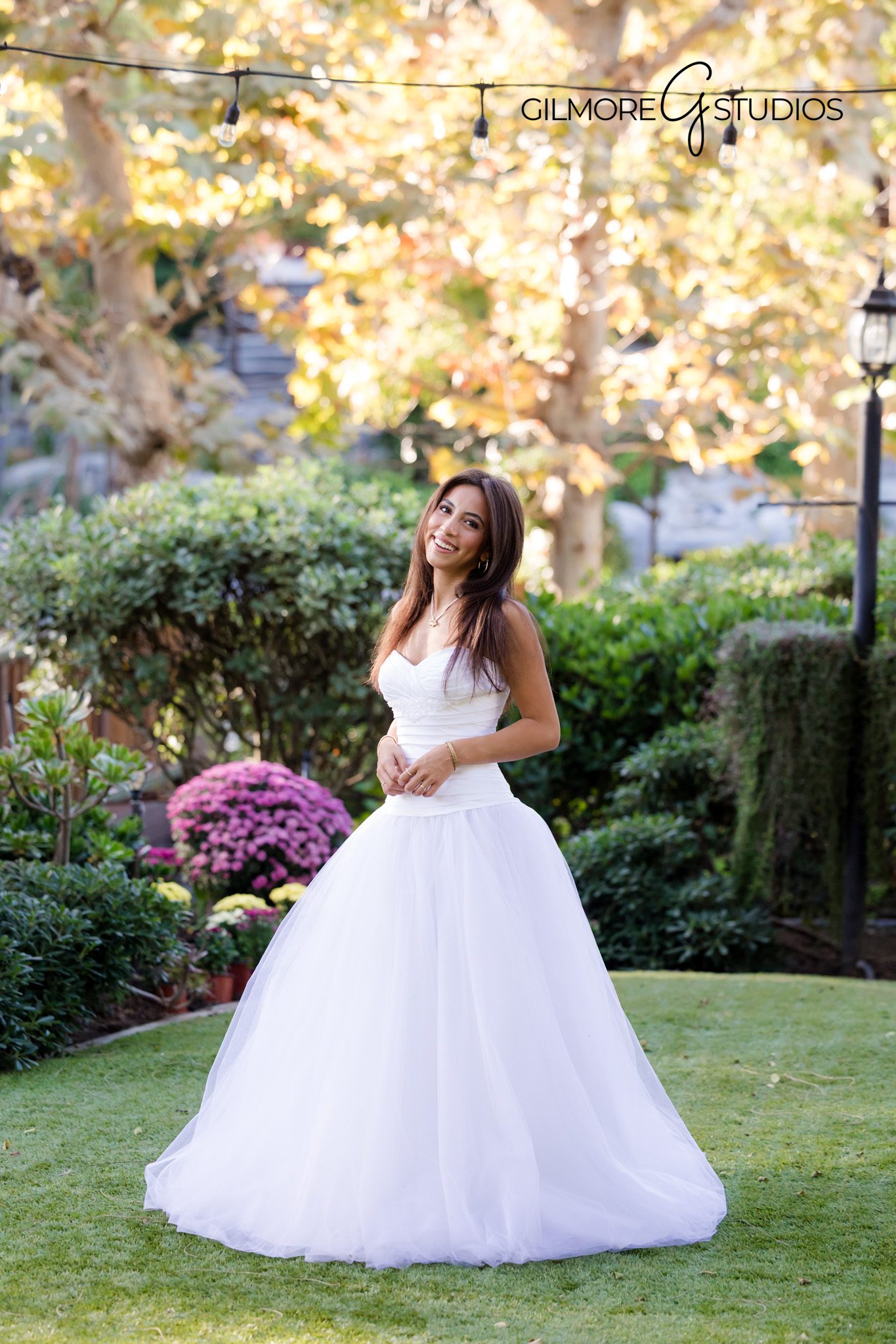 Gilbert AZ debutante portrait in blue gown at luxury ballroom
Scottsdale Arizona portrait of debutante captured by Gilmore Studios