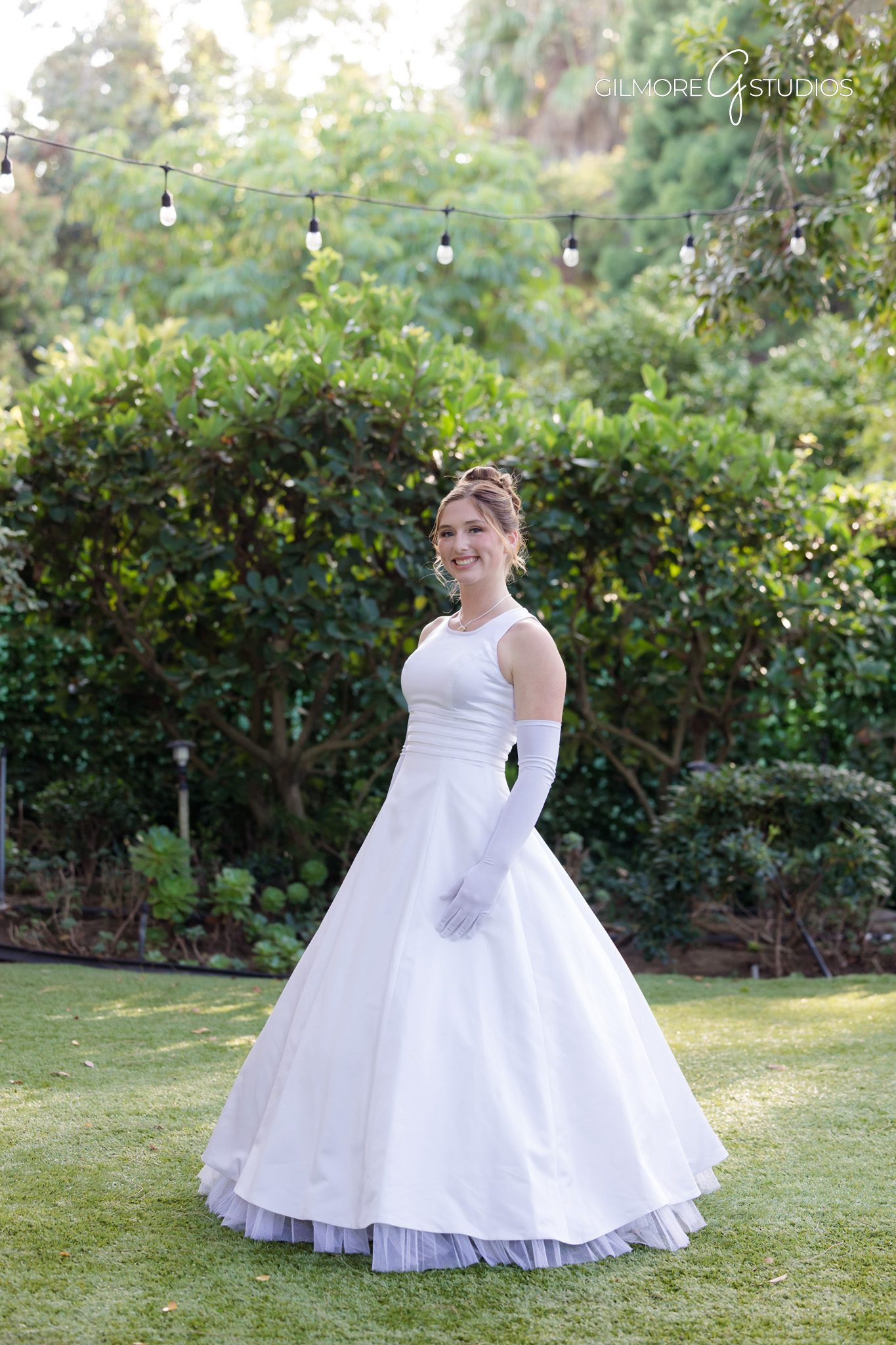 National Charity League portrait photography Scottsdale Arizona
Gilmore Studios capturing mother daughter charity portraits in California
