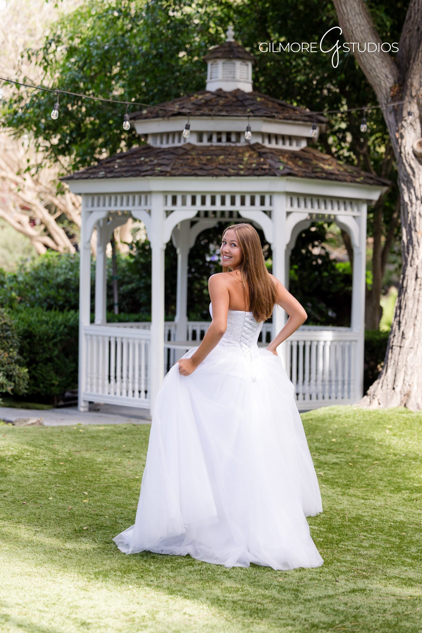 National Charity League debutante photography Newport Beach Gilmore Studios
Garden portrait photographer Newport Beach Gilmore Studios debutante photos