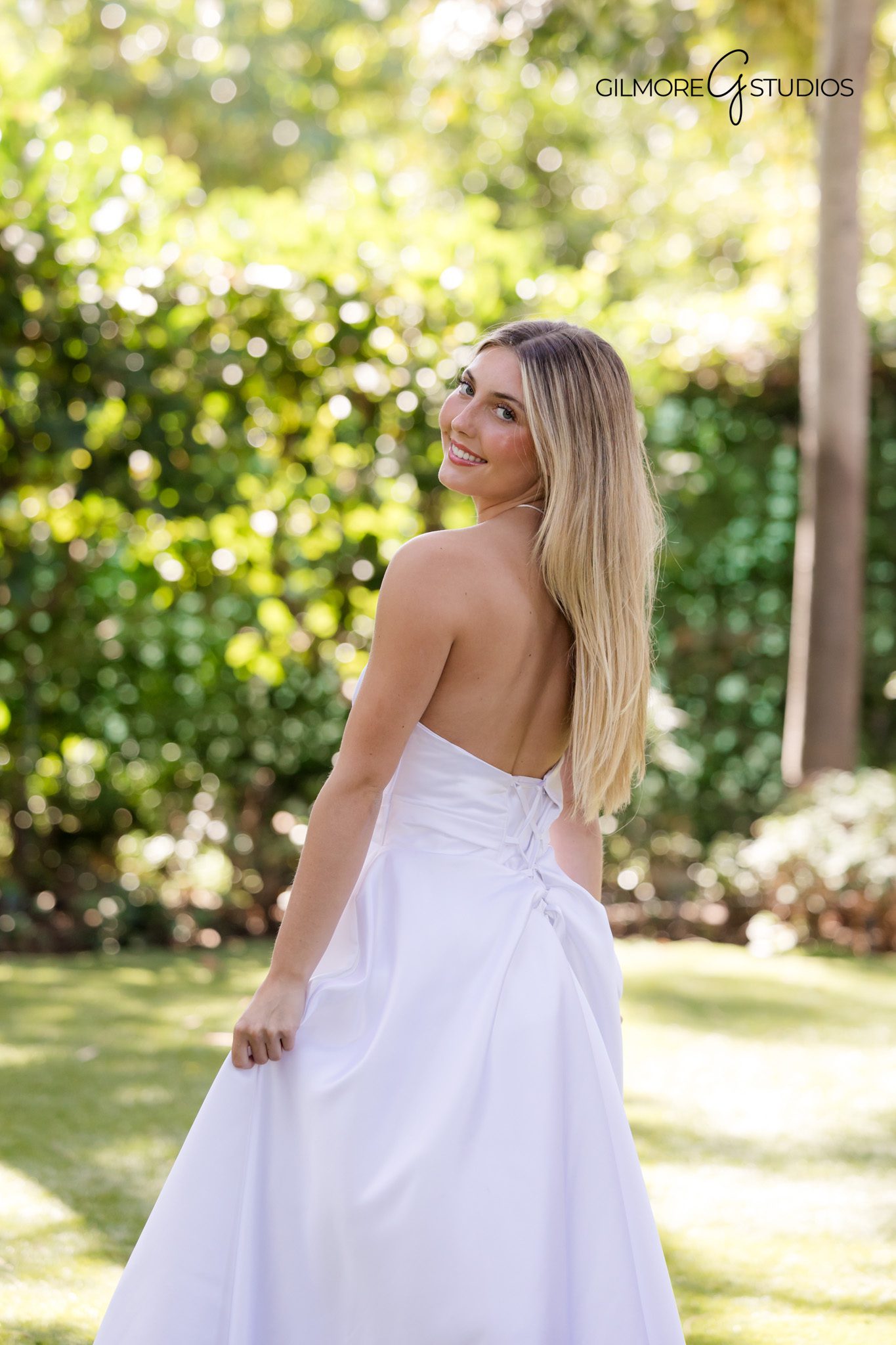 Scottsdale charity photography mother daughter portraits outdoor

Gilmore Studios professional portraits National Charity League Arizona