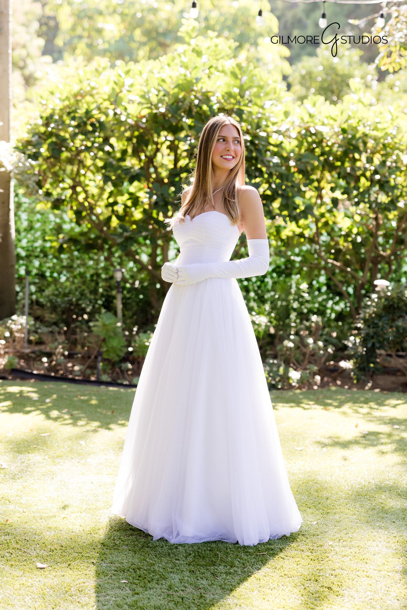 Elegant debutante portraits in Orange County garden photography session

NCL debutante photographer Gilmore Studios Orange California session