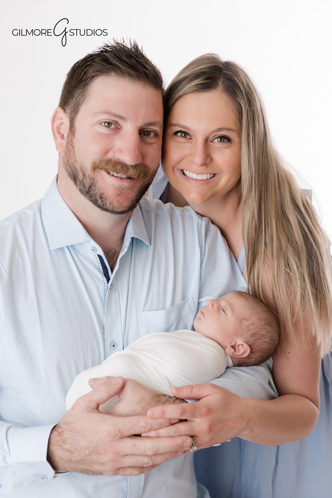 Gilmore Studios Mesa AZ newborn photography baby portraits

Newborn portraits Mesa Arizona Gilmore Studios professional studio