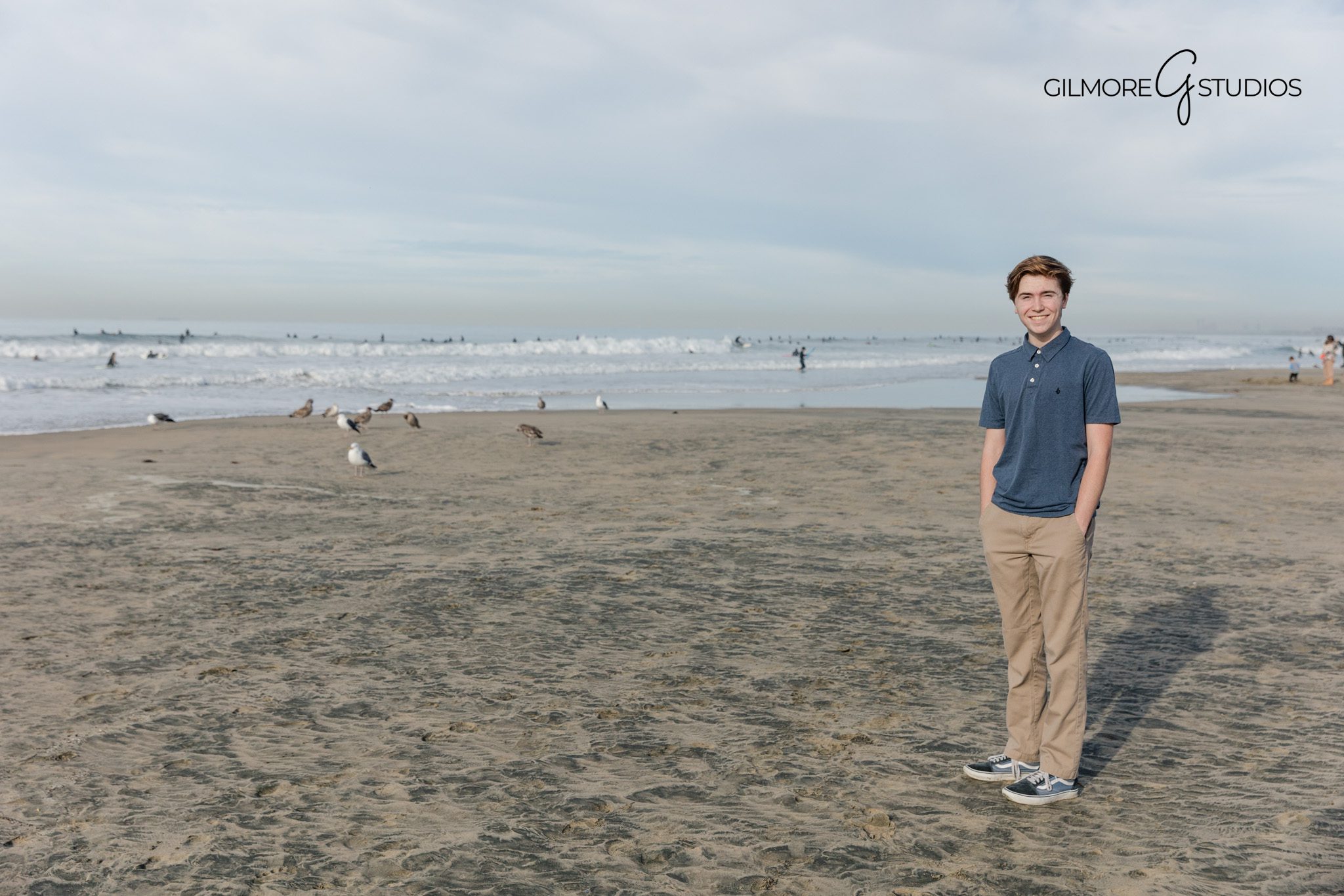 Newport Beach CA professional senior photographer Gilmore Studios outdoor photo session

Gilmore Studios senior portrait session Newport Beach California professional beach photography