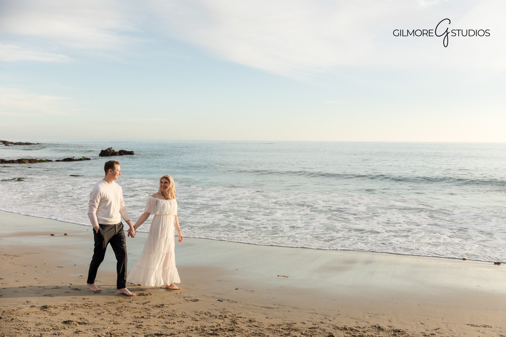Orange County couples portraits Gilmore Studios beach engagement session

Gilmore Studios engagement photography featuring oceanfront background
