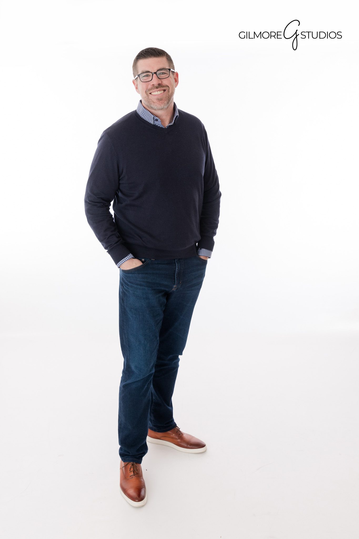 Corporate headshots Phoenix AZ Gilmore Studios photography studio session

Gilmore Studios Phoenix Arizona professional headshots business branding session