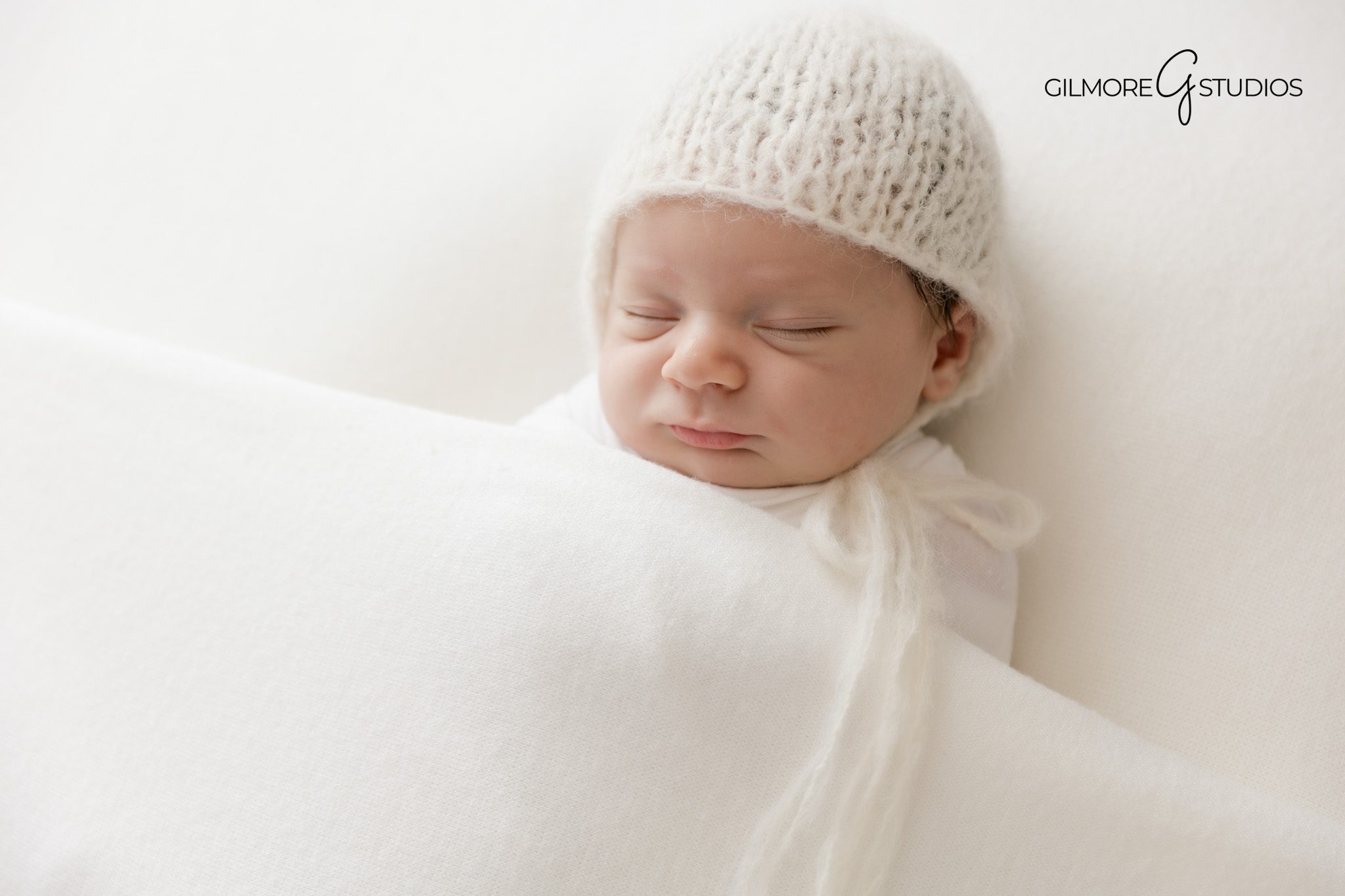 Scottsdale AZ newborn photography studio session Gilmore Studios baby portraits
Professional family photography Scottsdale AZ Gilmore Studios outdoor desert portraits