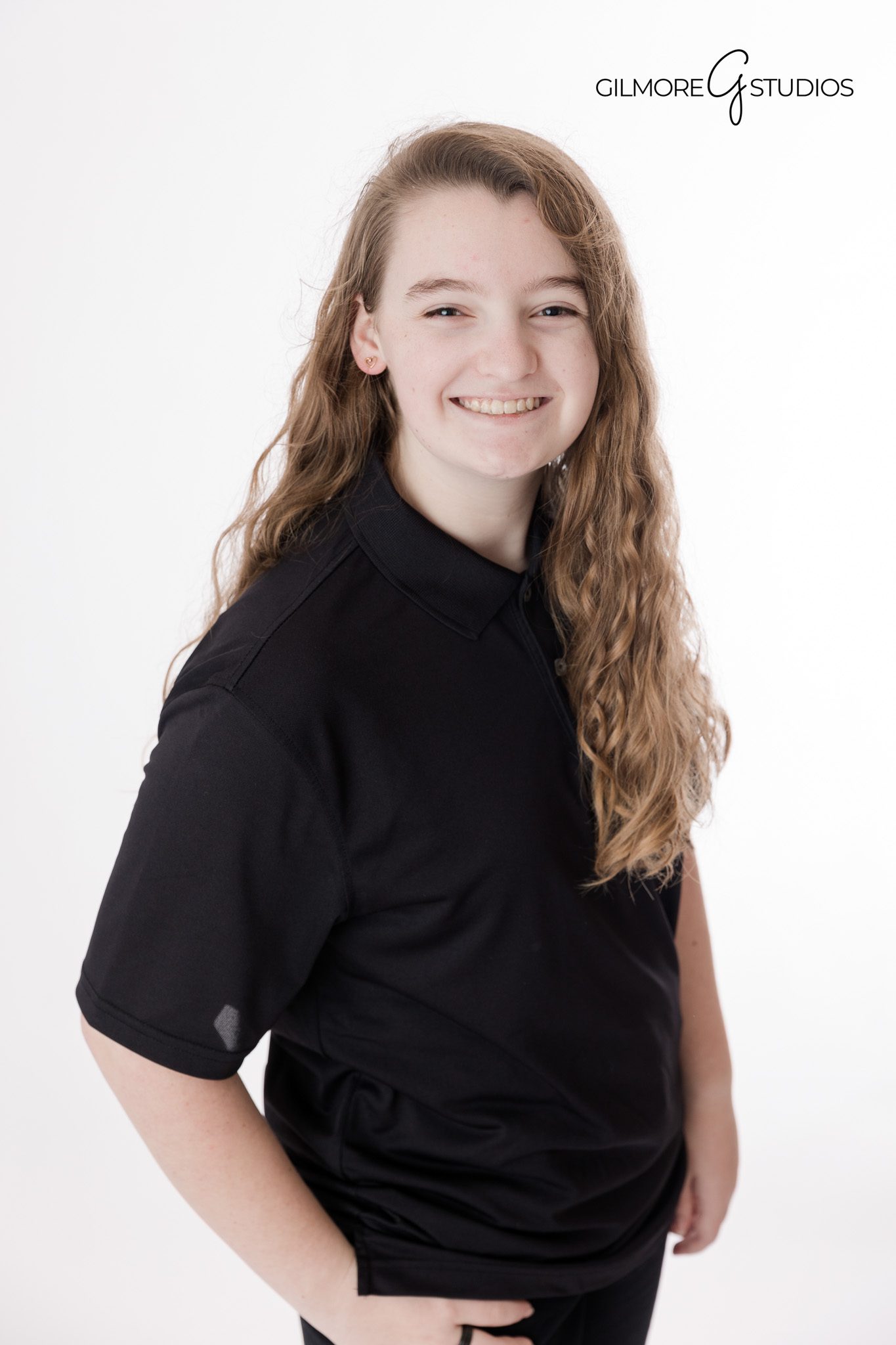 Orange County senior girl photography session with city backdrop Gilmore Studios
Senior girl photo inspiration for urban session by Gilmore Studios photographer