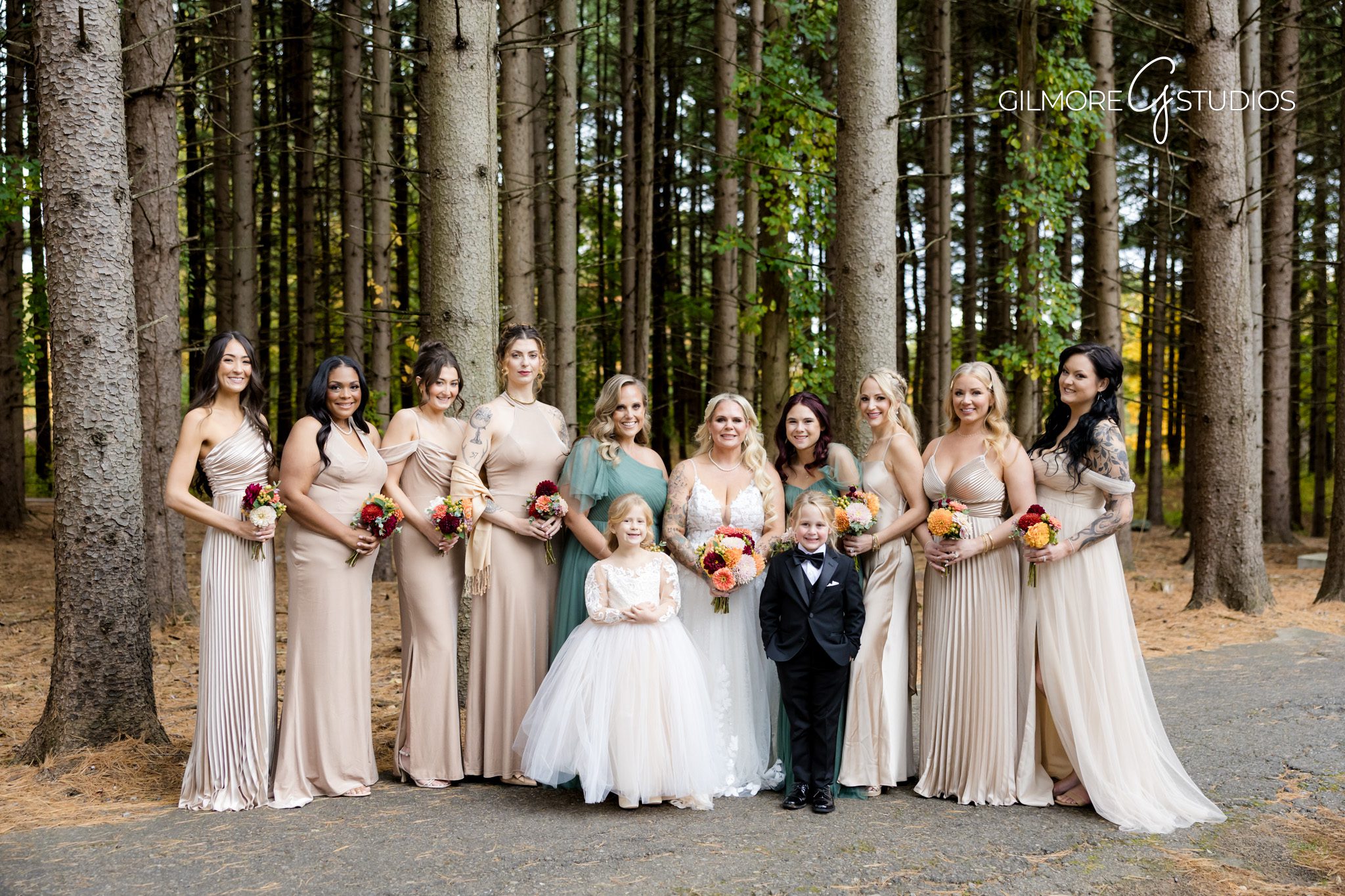 Michigan golf club wedding photographer Gilmore Studios capturing timeless portraits
Bride walking down aisle at Shepherd’s Hollow Golf Club Michigan wedding