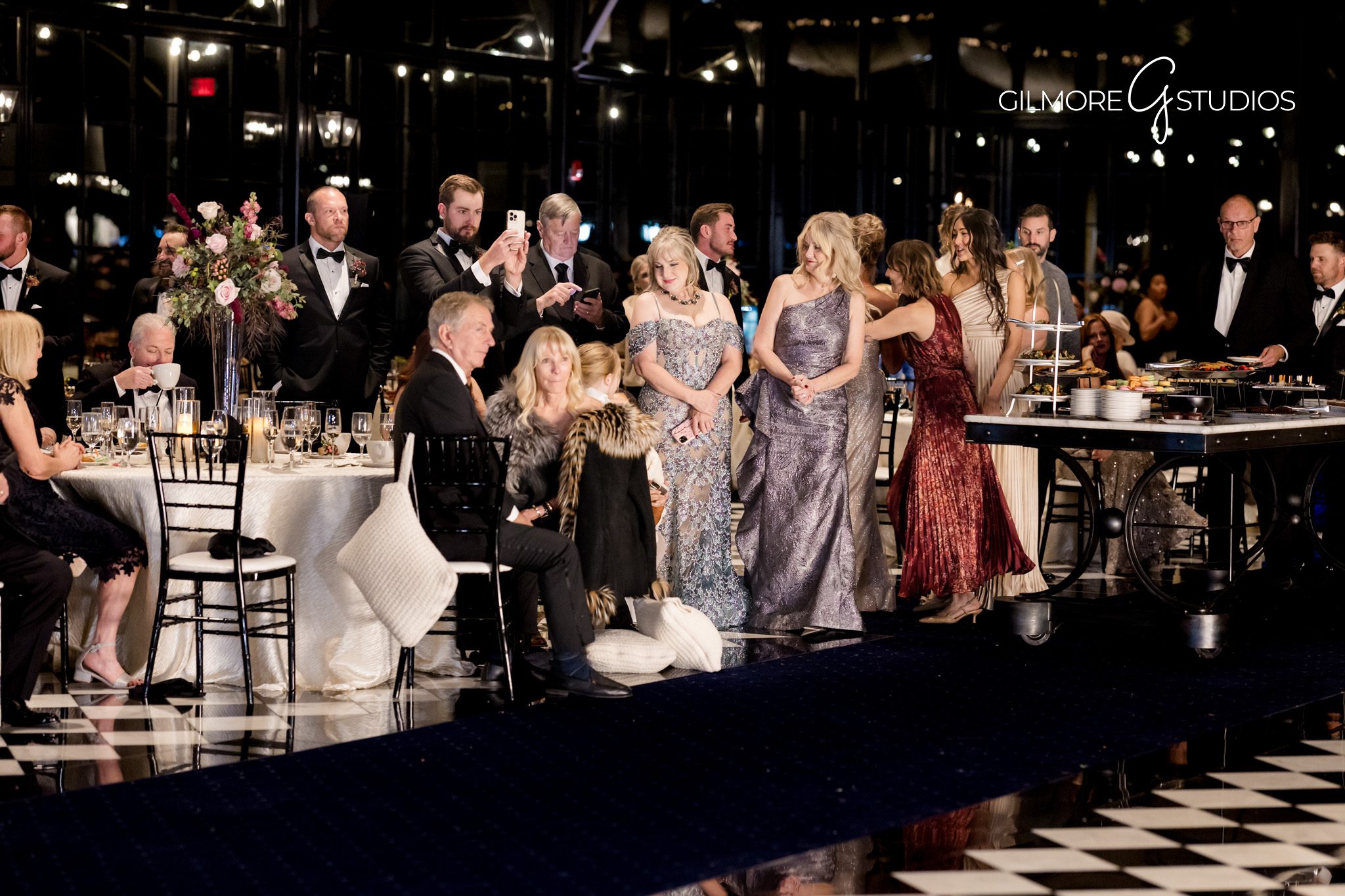 Gilmore Studios elegant reception photography Michigan Shepherd’s Hollow Golf Club

Michigan photographer capturing wedding toast at Shepherd’s Hollow Golf Club reception