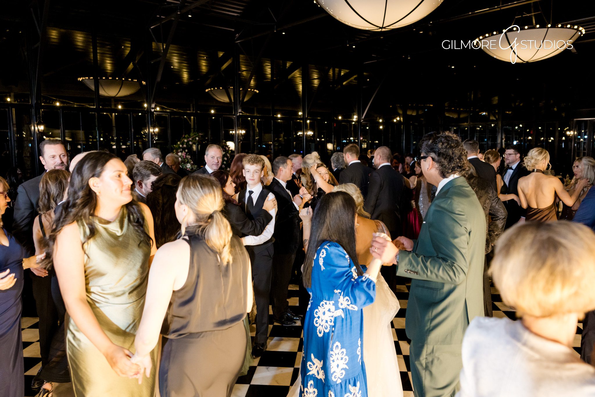 Candid moment of bride and groom at Shepherd’s Hollow Golf Club reception

Gilmore Studios Michigan wedding photography using off camera flash for lighting
