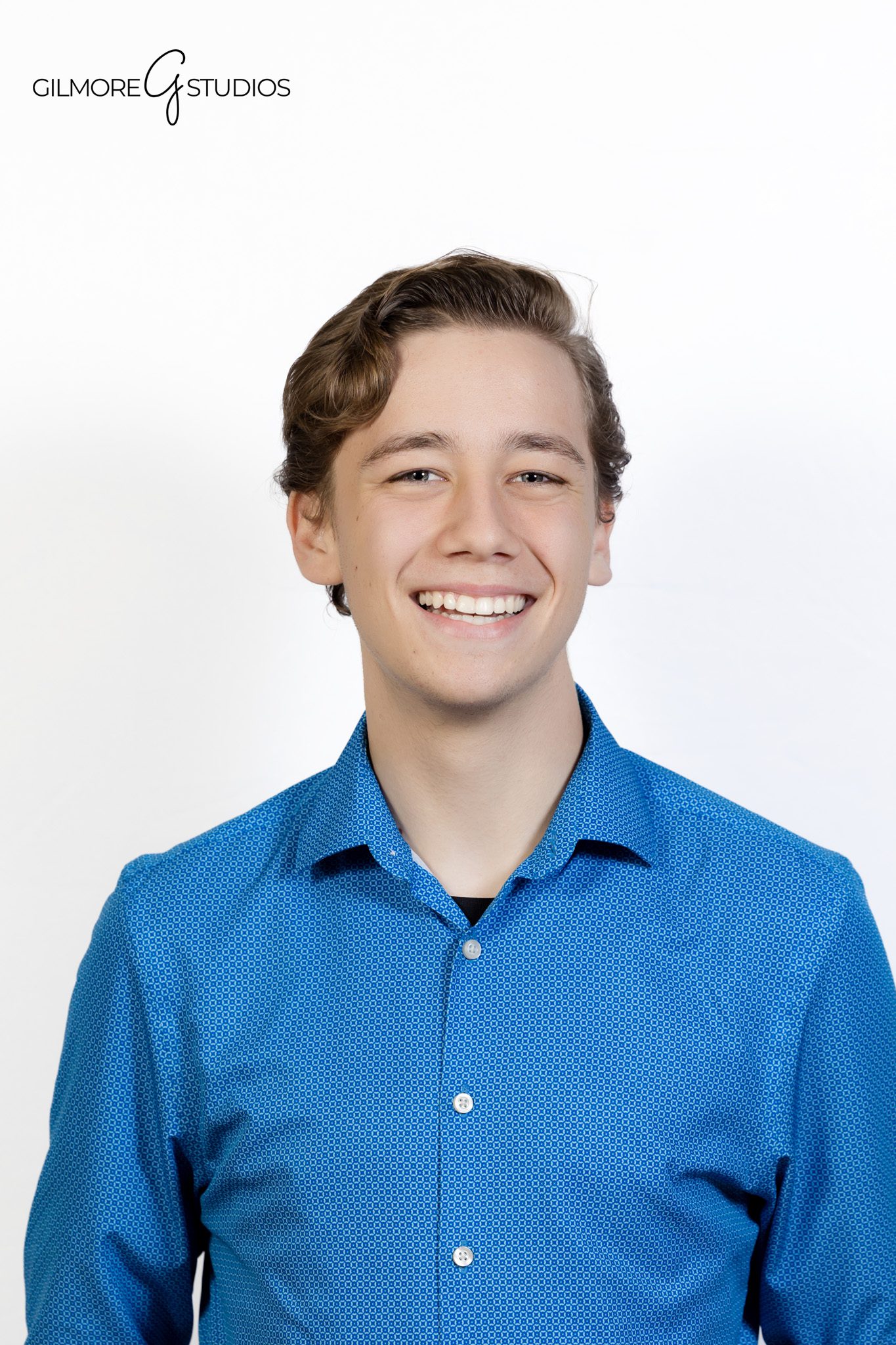 Editorial-style actor portrait photography in Orange County performing arts plaza.

Professional headshot photographer capturing actor’s dramatic expression.