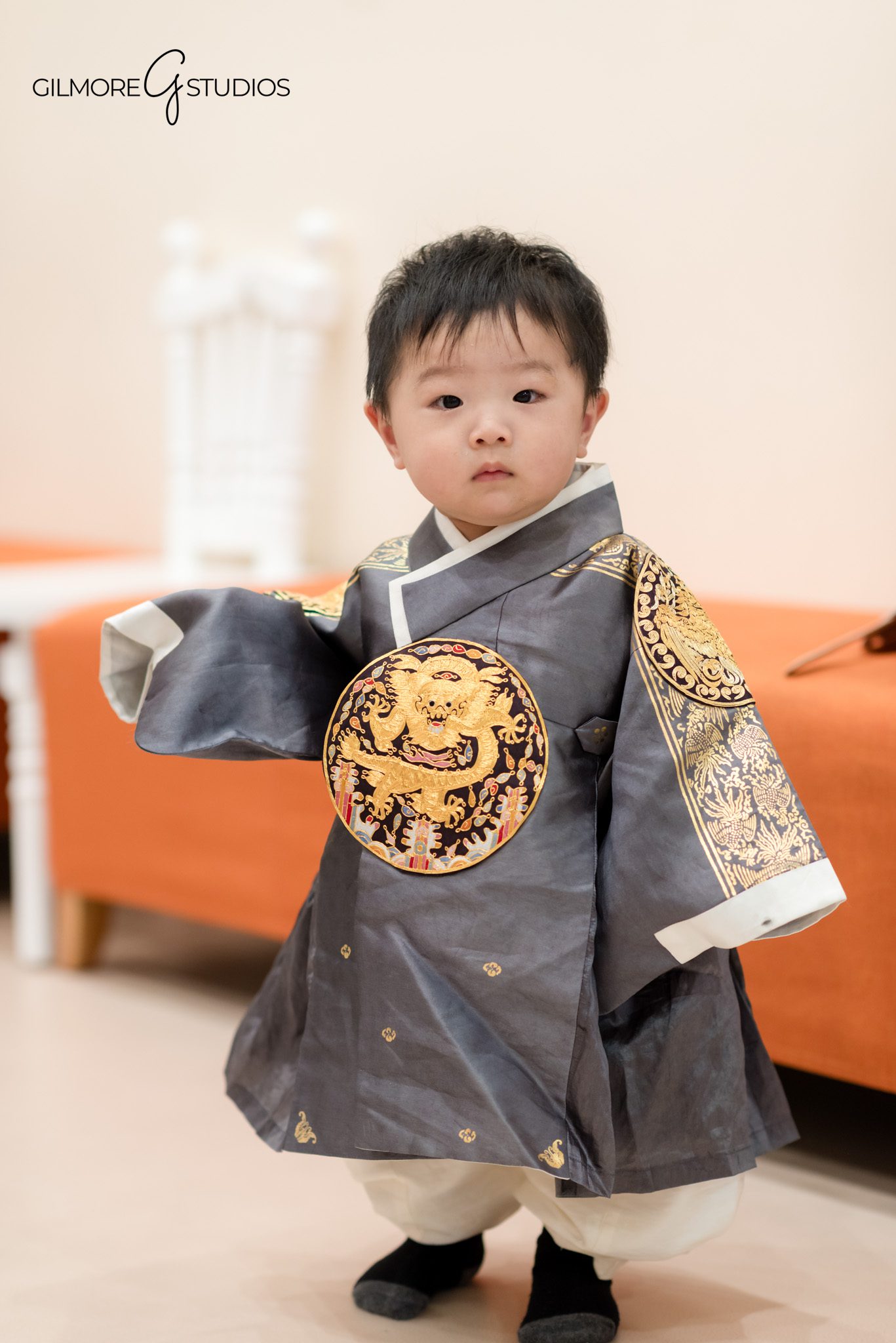 PlayPie Buena Park photographer documenting children playing during birthday celebration.

Candid birthday party photography showing kids running and laughing indoors.