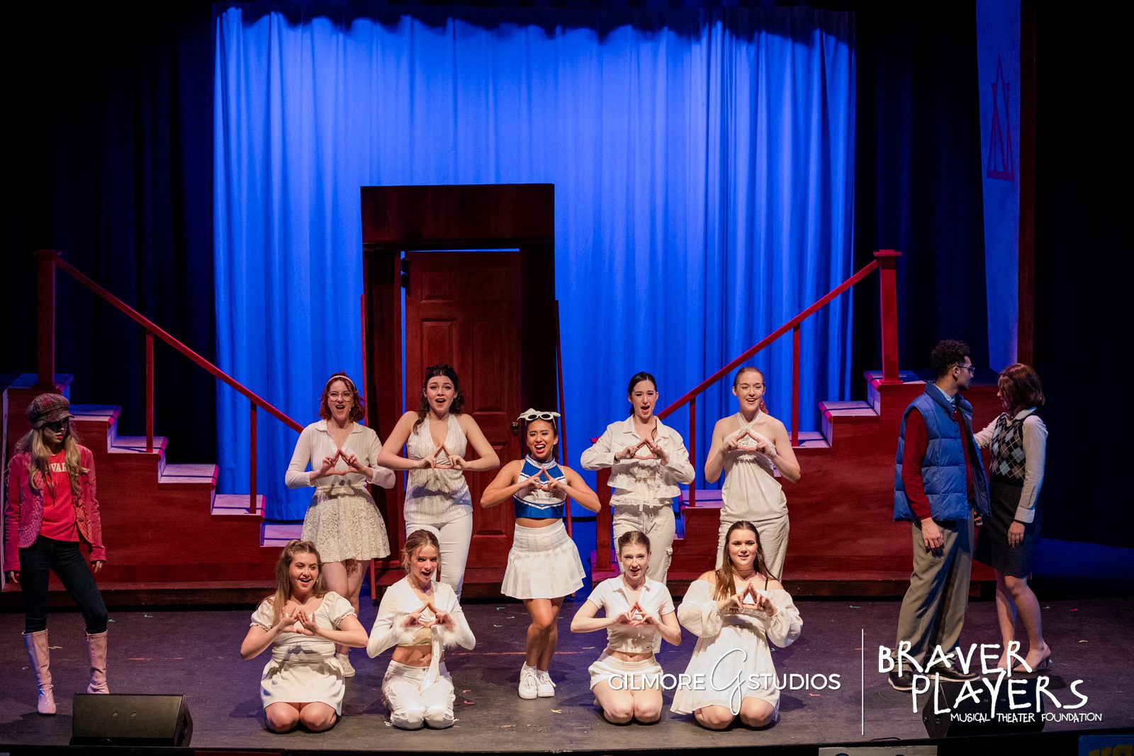 Dramatic stage portraits Gilmore Studios Scottsdale Arizona theater photography

Arizona live performance photography Gilmore Studios professional stage photographer