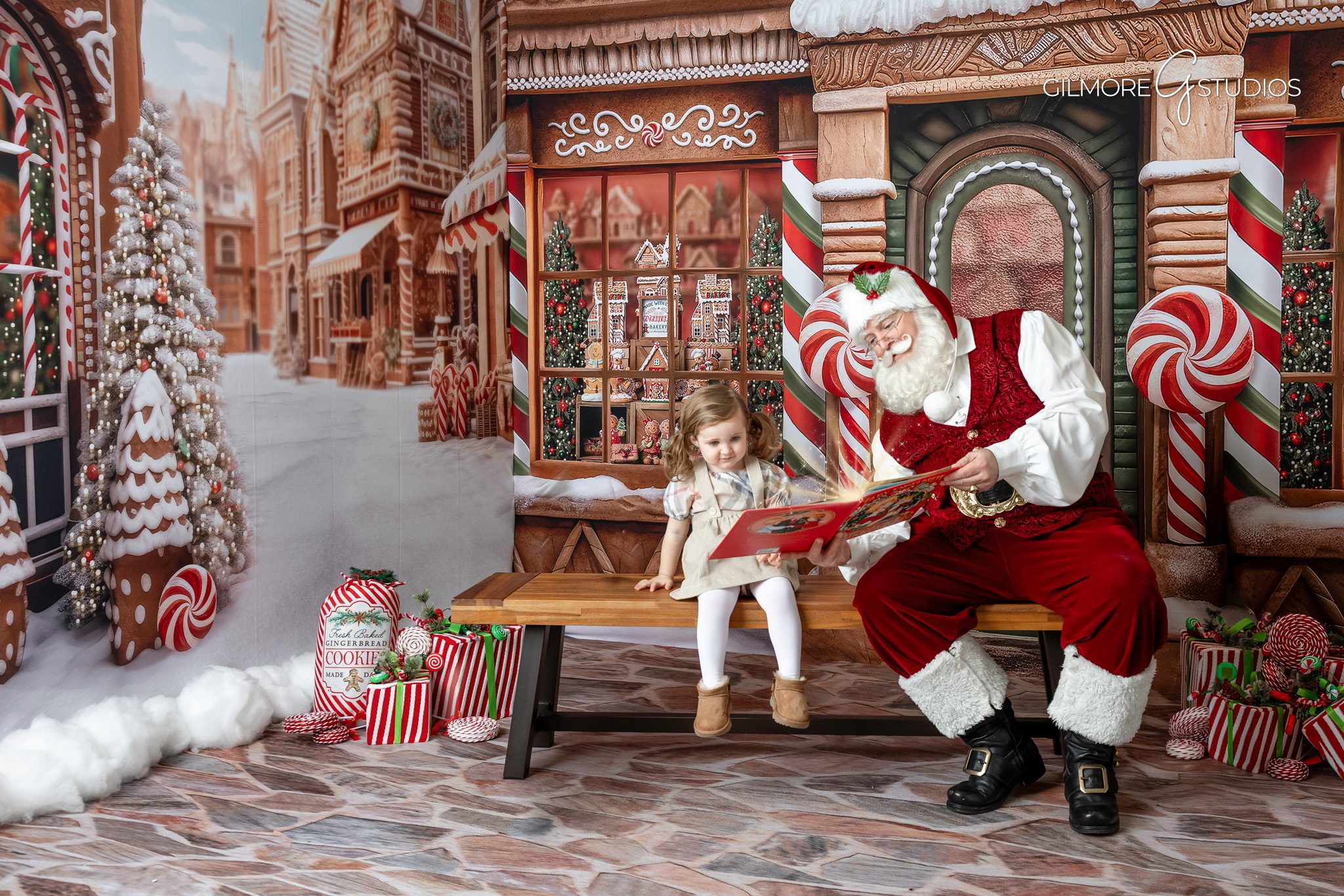 Holiday mini session photography in Orange County with classic red set.

Gilbert Santa portrait photographer capturing magical holiday expressions.