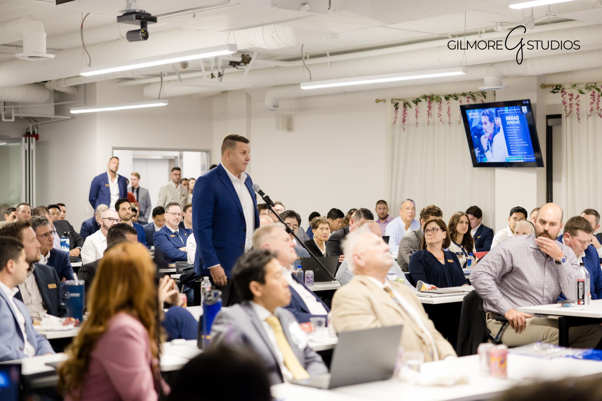 Gilmore Studios team portraits Phoenix AZ professional headshot session

Arizona business photography corporate headshots by Gilmore Studios