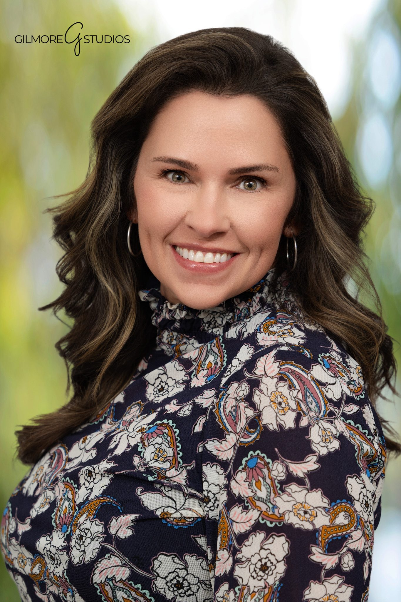 Corporate headshot photographer capturing executive portraits at event.
San Diego business photographer documenting award ceremony moments.