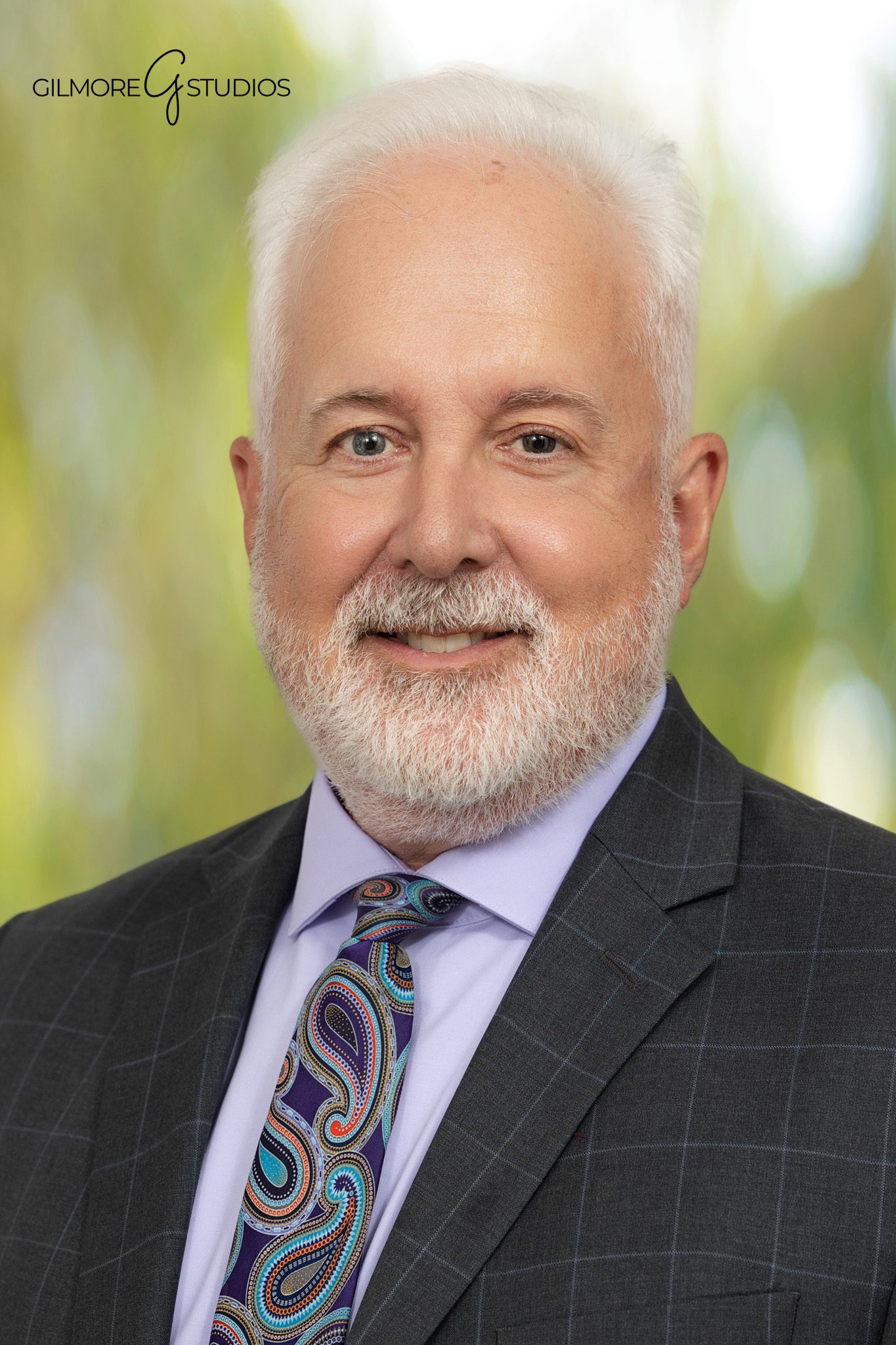 San Diego event photography showing team celebration during company event.
Corporate photographer documenting registration area at business workshop.