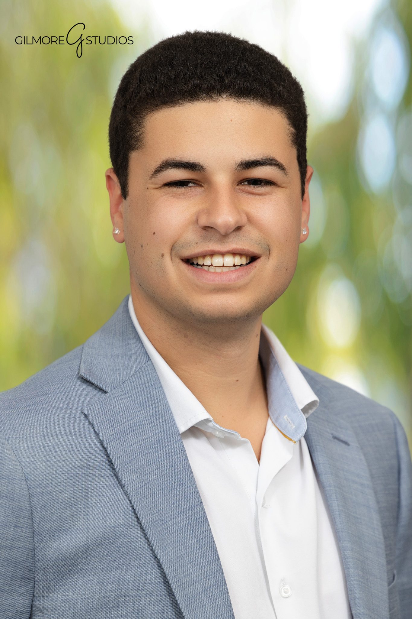 San Diego event photography documenting corporate cocktail hour.
Business lifestyle portrait photographer capturing candid executive moments.