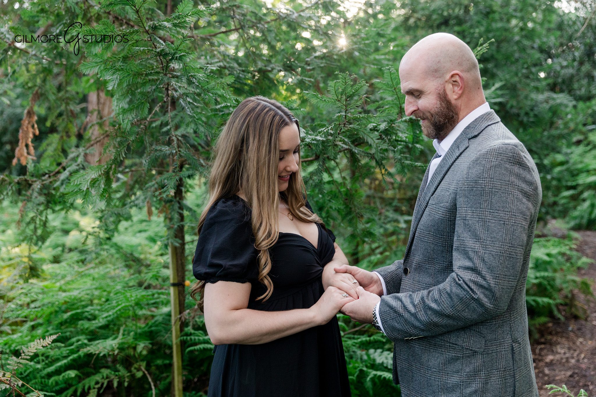 ENC Newport Beach engagement photography by Gilmore Studios

Luxury engagement portrait photography with editorial coastal style