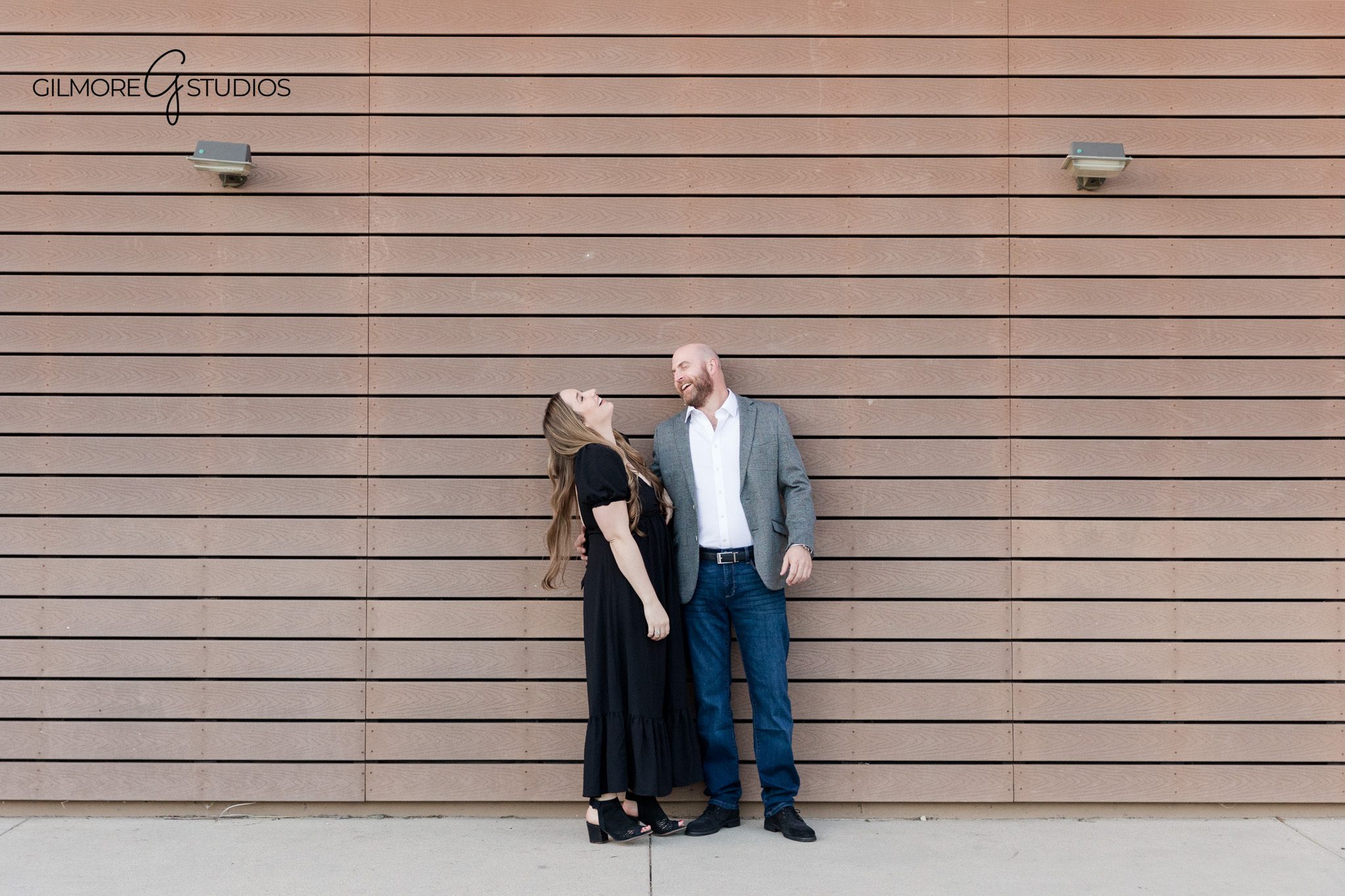 Newport Beach engagement photographer documenting a coastal ENC session

ENC Newport Beach engagement photography with elegant couple styling