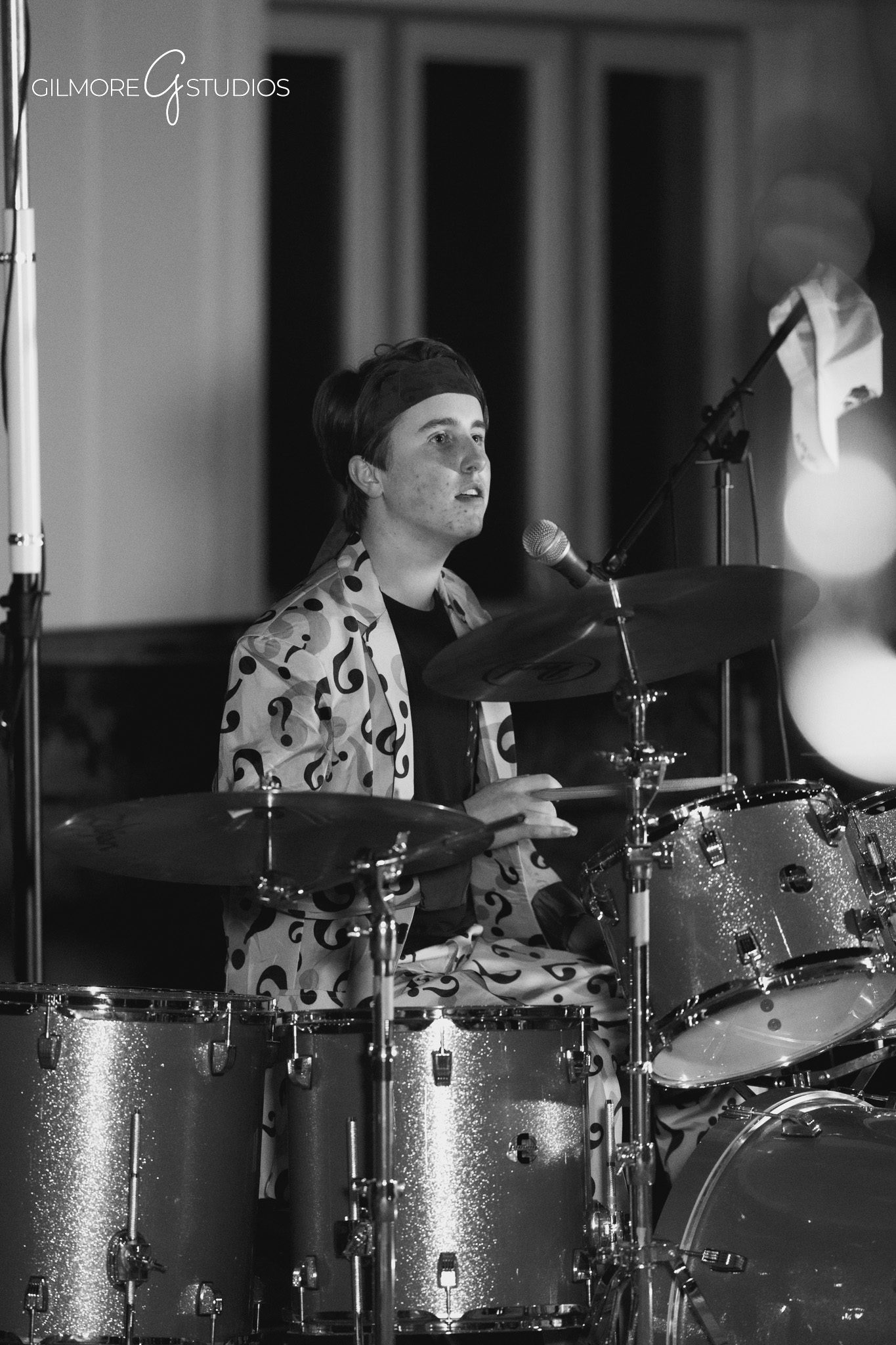 Professional music photography capturing live band energy in Arizona

Gilbert concert photography showing audience engagement and performance