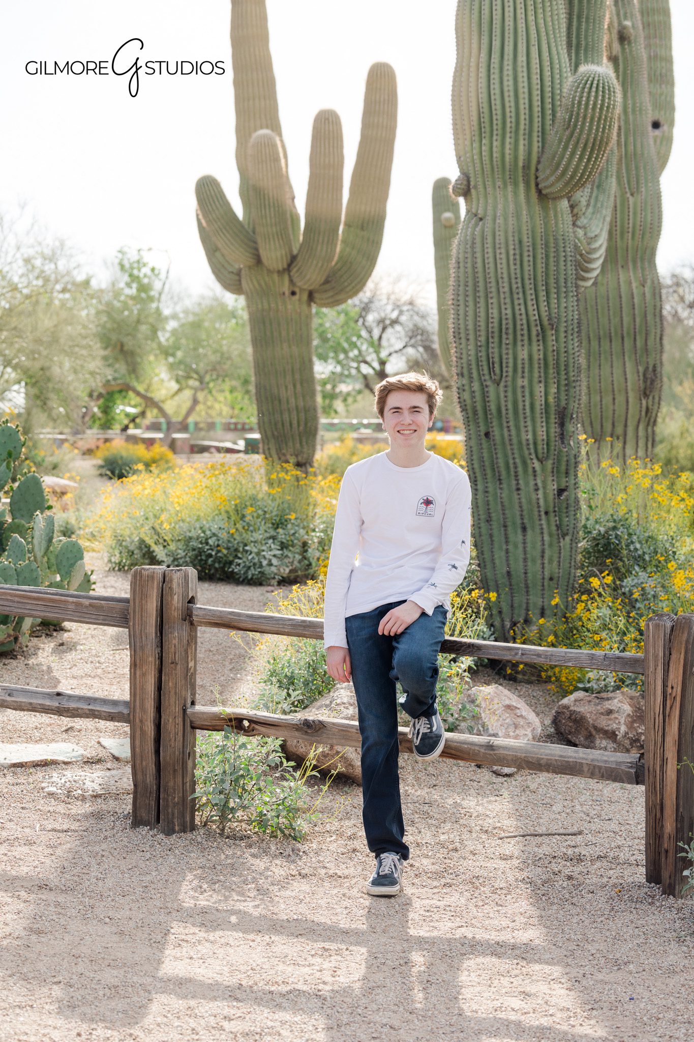 Senior guy photography session captured at Riparian Preserve in Arizona

Gilbert Arizona senior photographer documenting a high school senior photoshoot